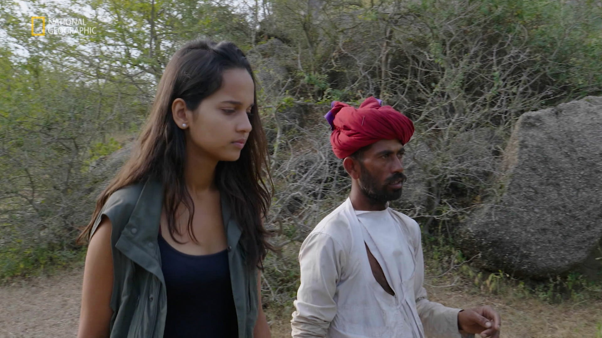 ليفنغ ويذ بريديتورس الموسم 1 الحلقة 1 ليوباردس