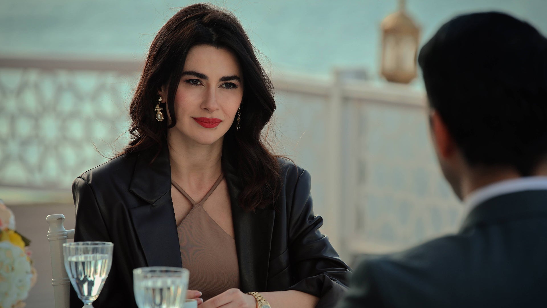 ثلاث قروش الموسم 1 الحلقة 45 جئتُ, رأيتُ, حذفتُ - الجزء 3