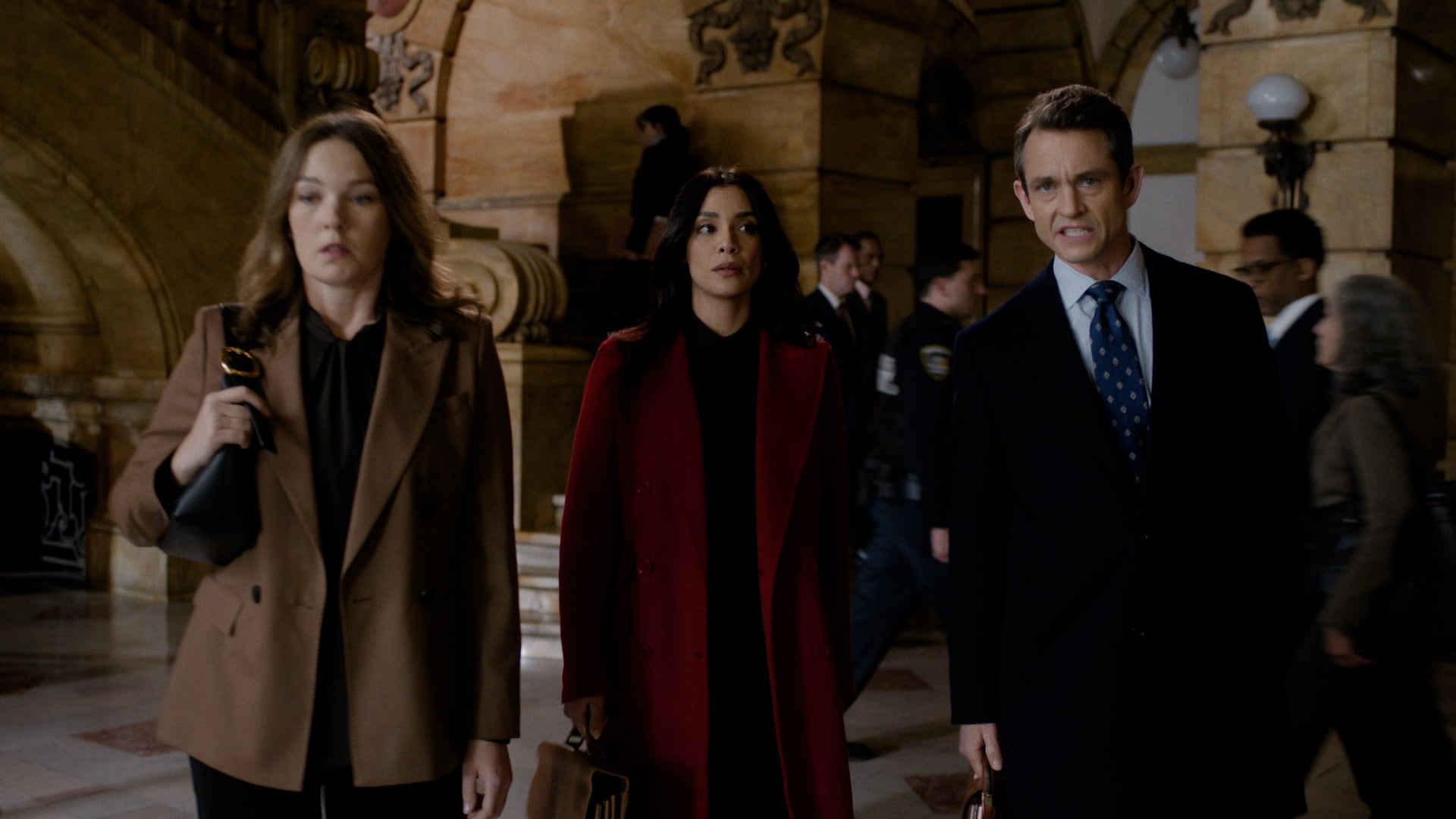 لوو أند أوردر الموسم 25 الحلقة 11 عدو كل النساء