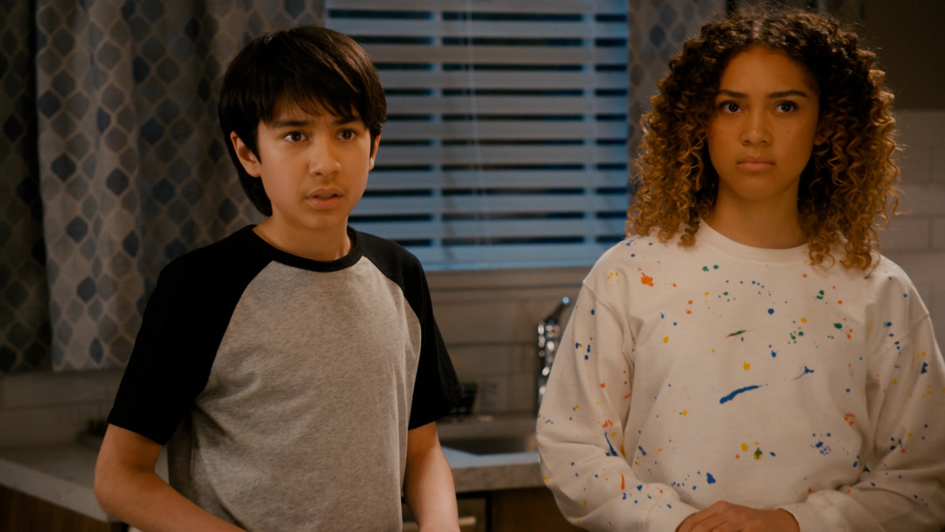 Watch Overlord and the Underwoods on TV OSN Home Egypt