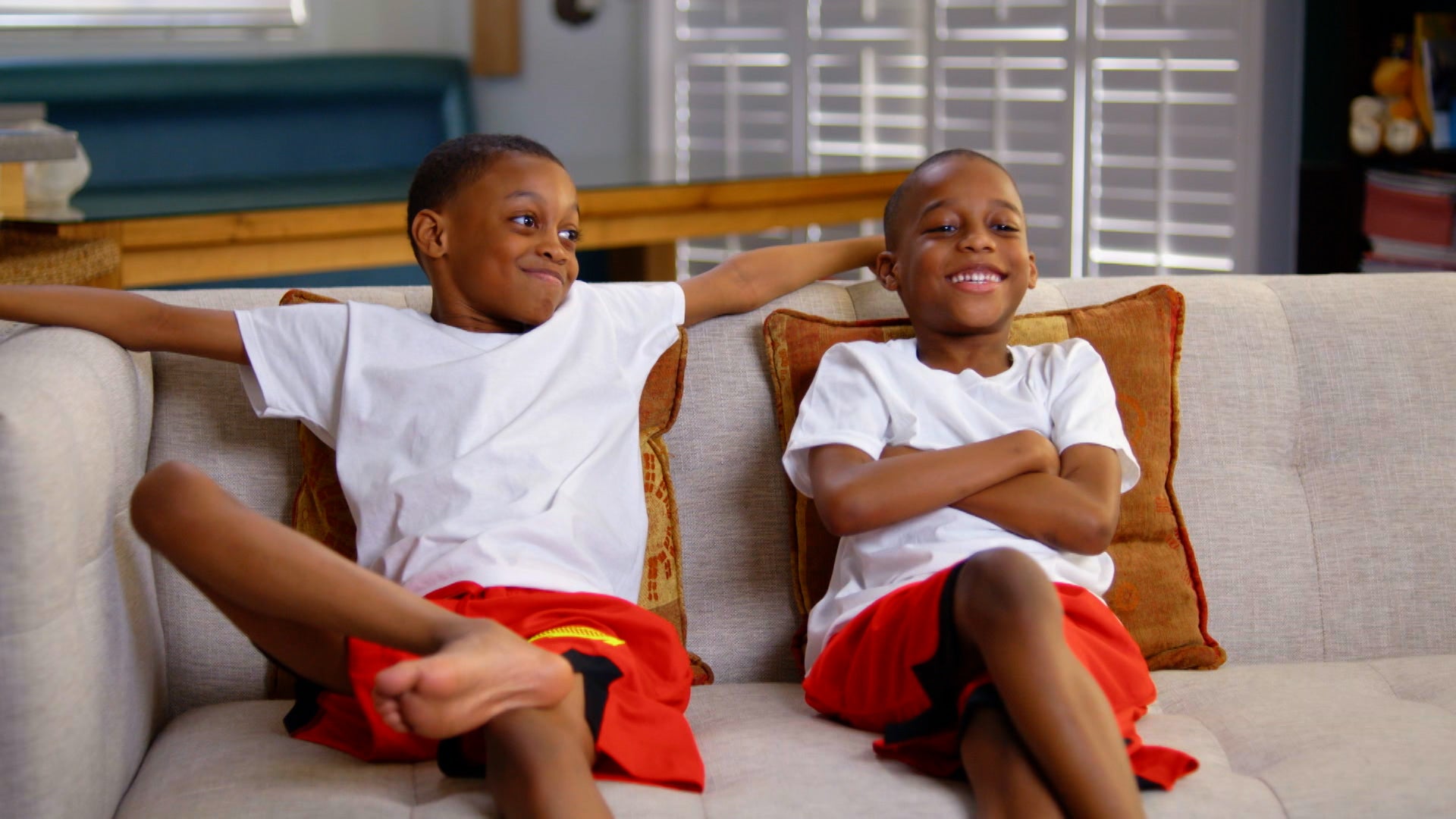 دابيلينغ داون ويذ ذا ديريكوز الموسم 1 الحلقة 1 التضاعفات المضاعفة!