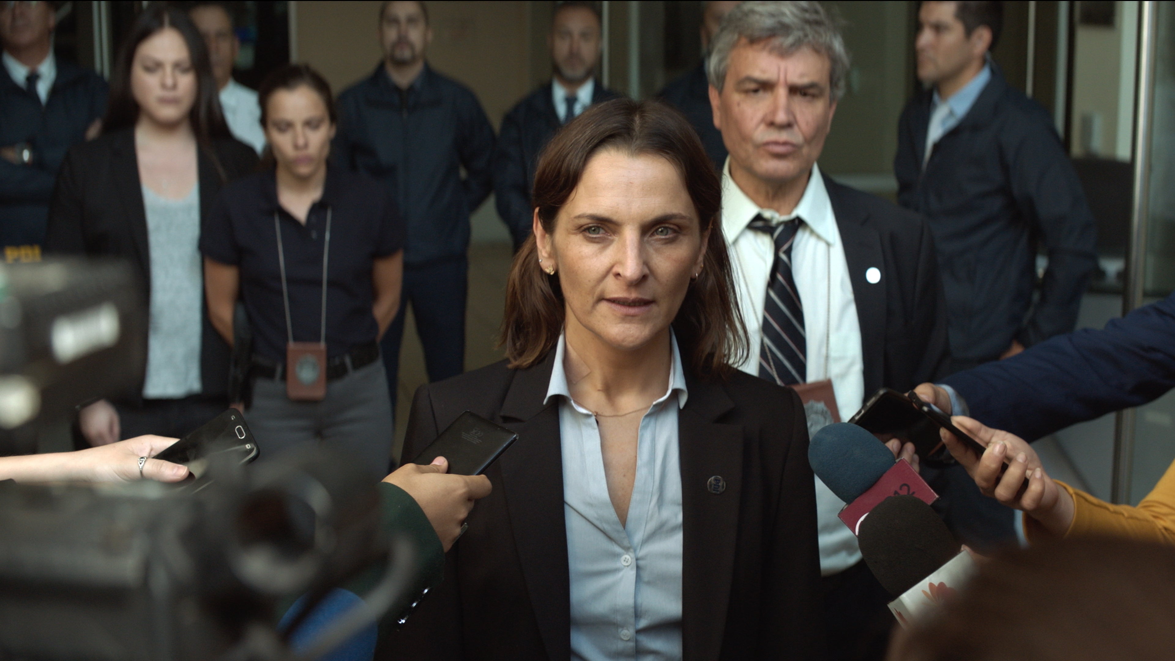 La Jauría Season 1 Episode 7 Sometimes It's Good To Just Let It Burn