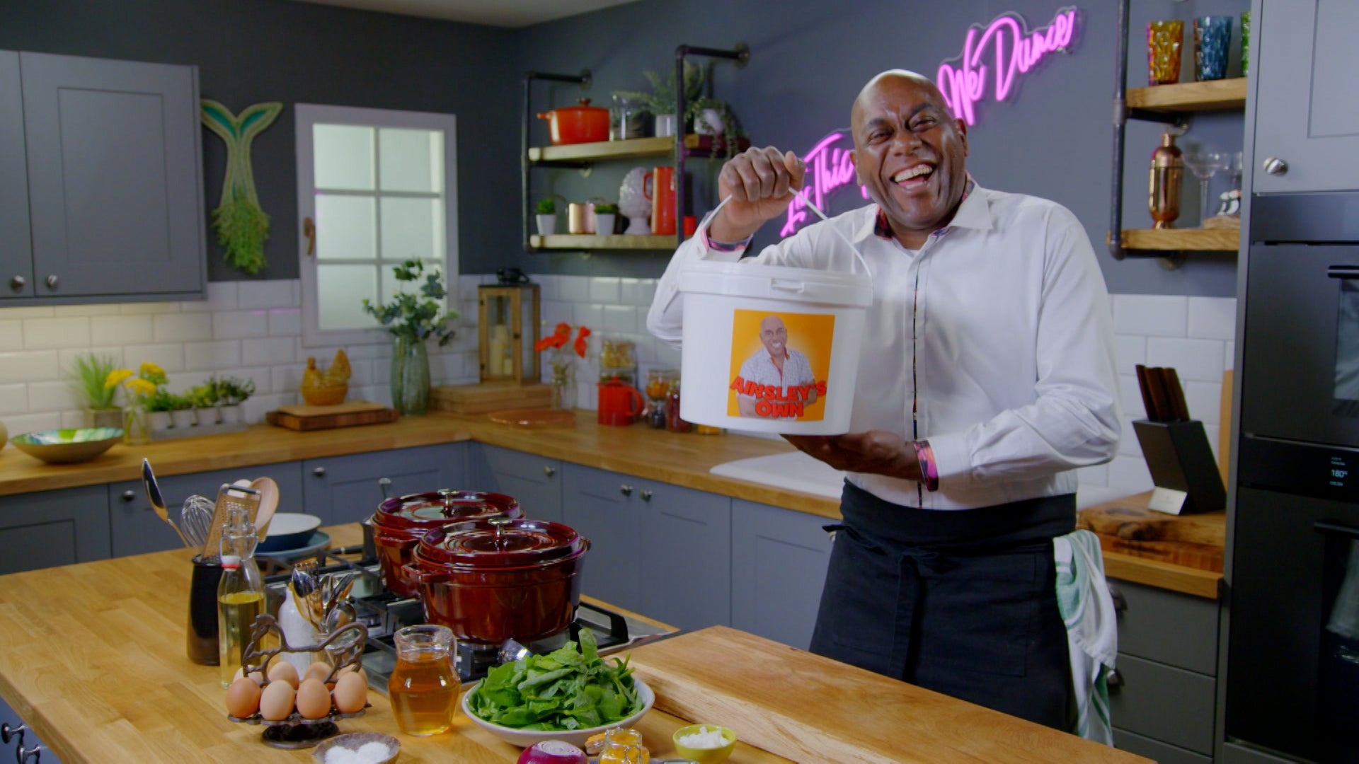 Ainsley's Good Mood Food Season 1 Episode 5 Nuts and Seeds