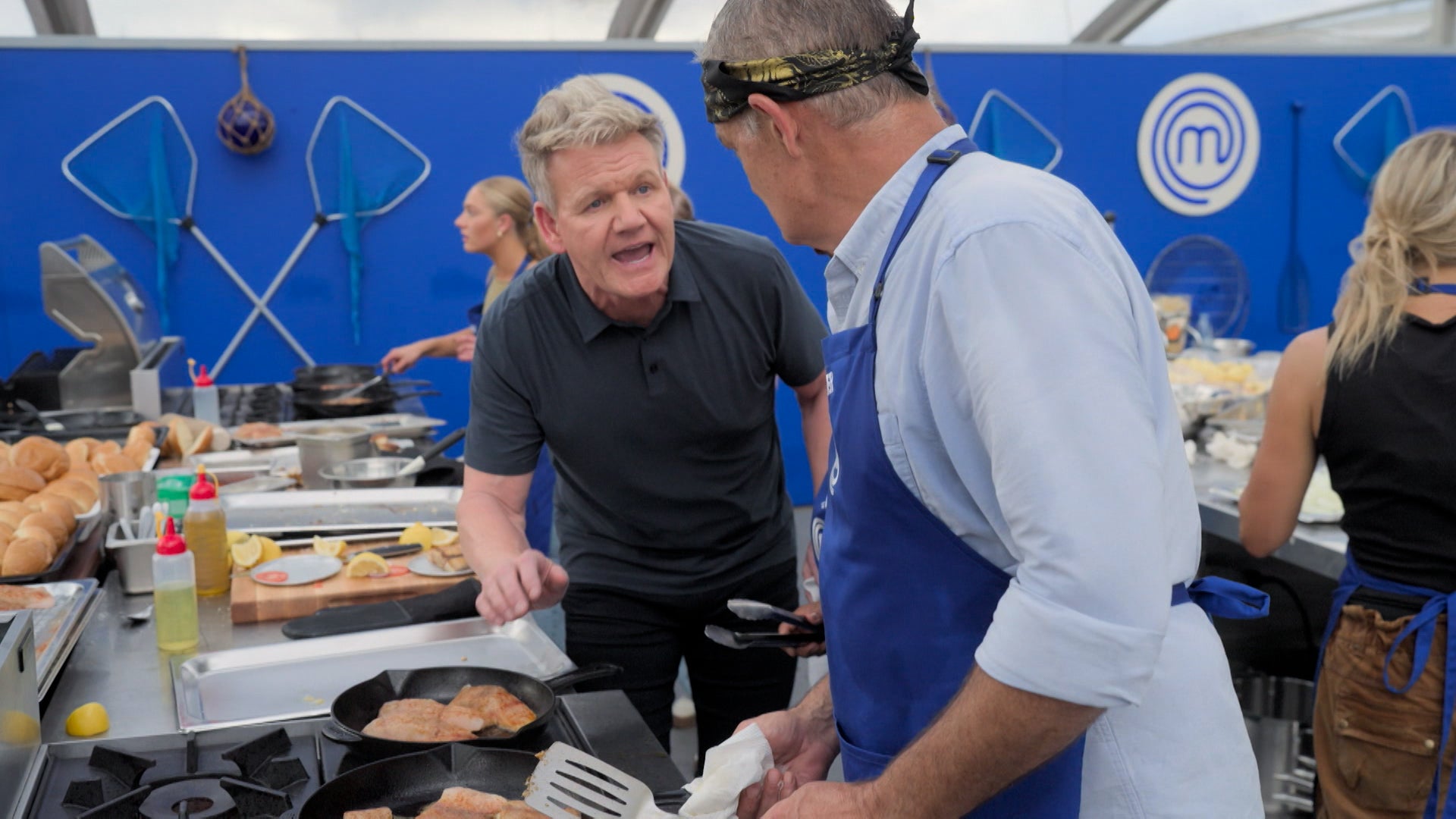 ماسترشيف يو إس ايه الموسم 15 الحلقة 6 ضغوط على المرسى