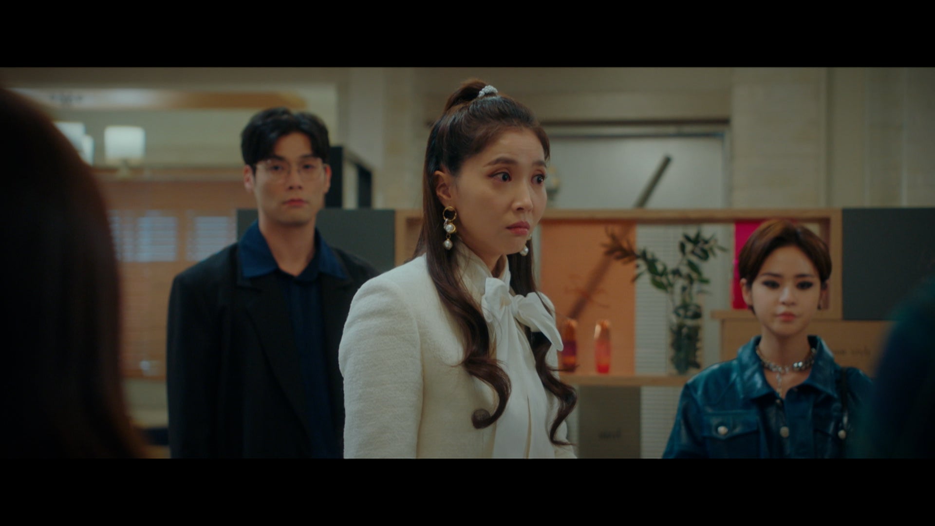 الفراشات المحلقة الموسم 1 الحلقة 3 الحلقة 3