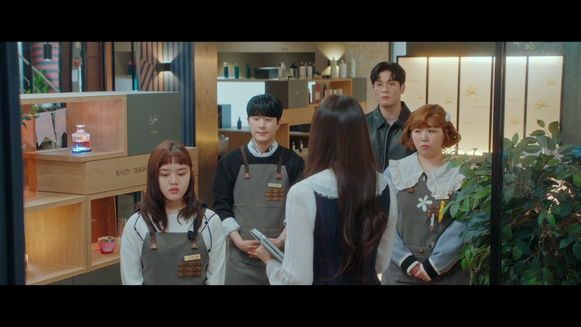 الفراشات المحلقة الموسم 1 الحلقة 12 الحلقة 12