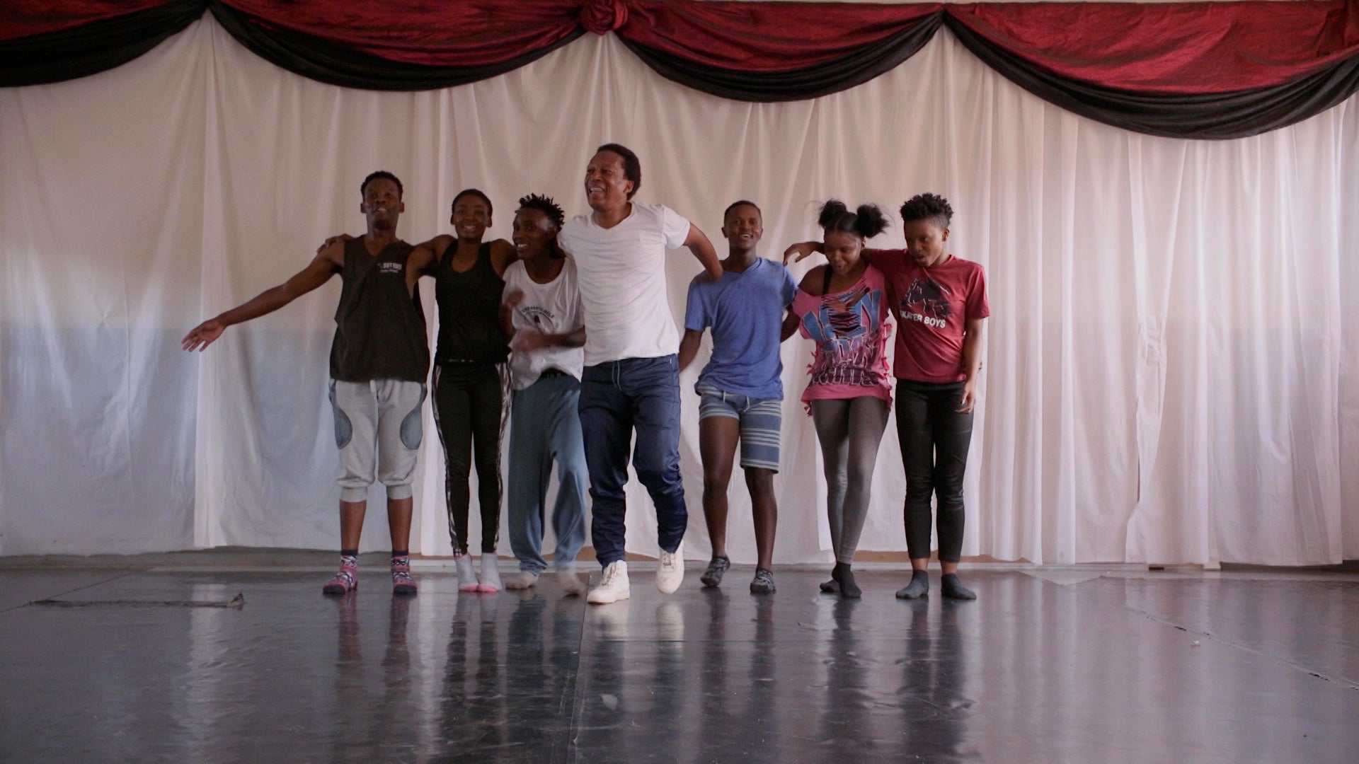 ديفيد روكوز دولشي أفريكا الموسم 1 الحلقة 4 هاليلويا سويتو