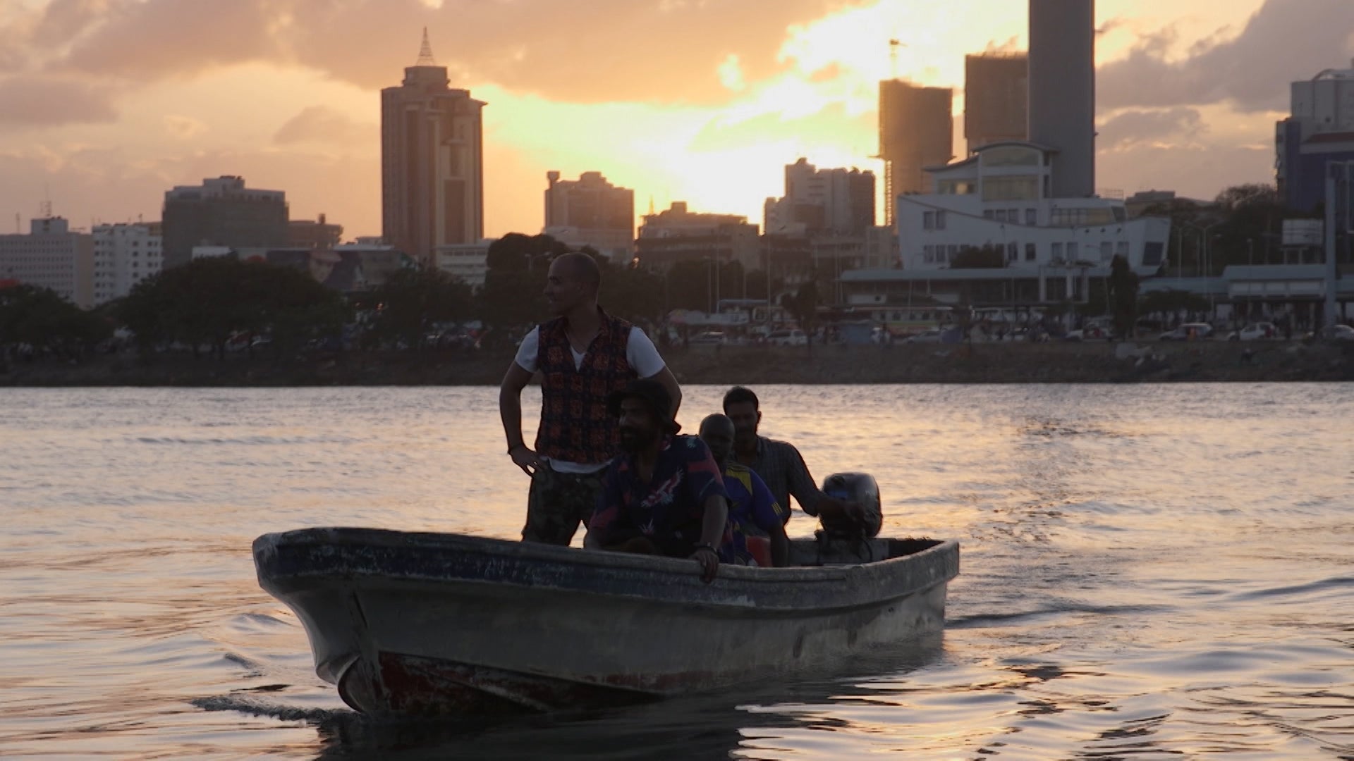 ديفيد روكوز دولشي أفريكا الموسم 1 الحلقة 5 أفريكان ويدينغ كراشرز