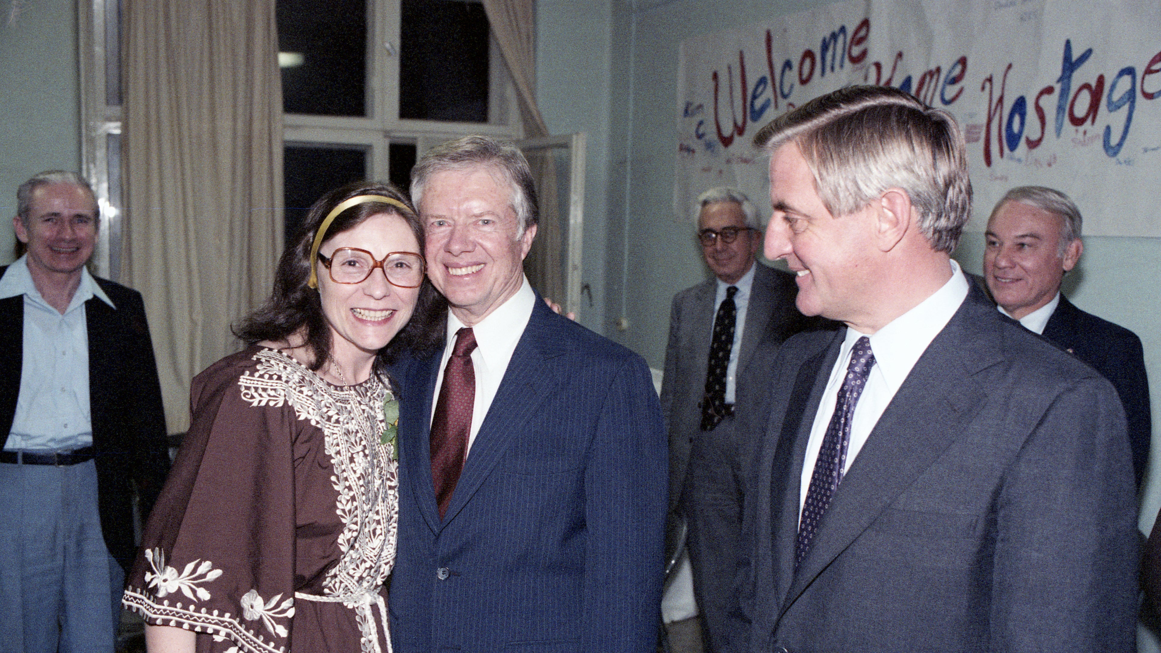 هوستيجز الموسم 1 الحلقة 4 بارت فور: ذا ترانسكشن