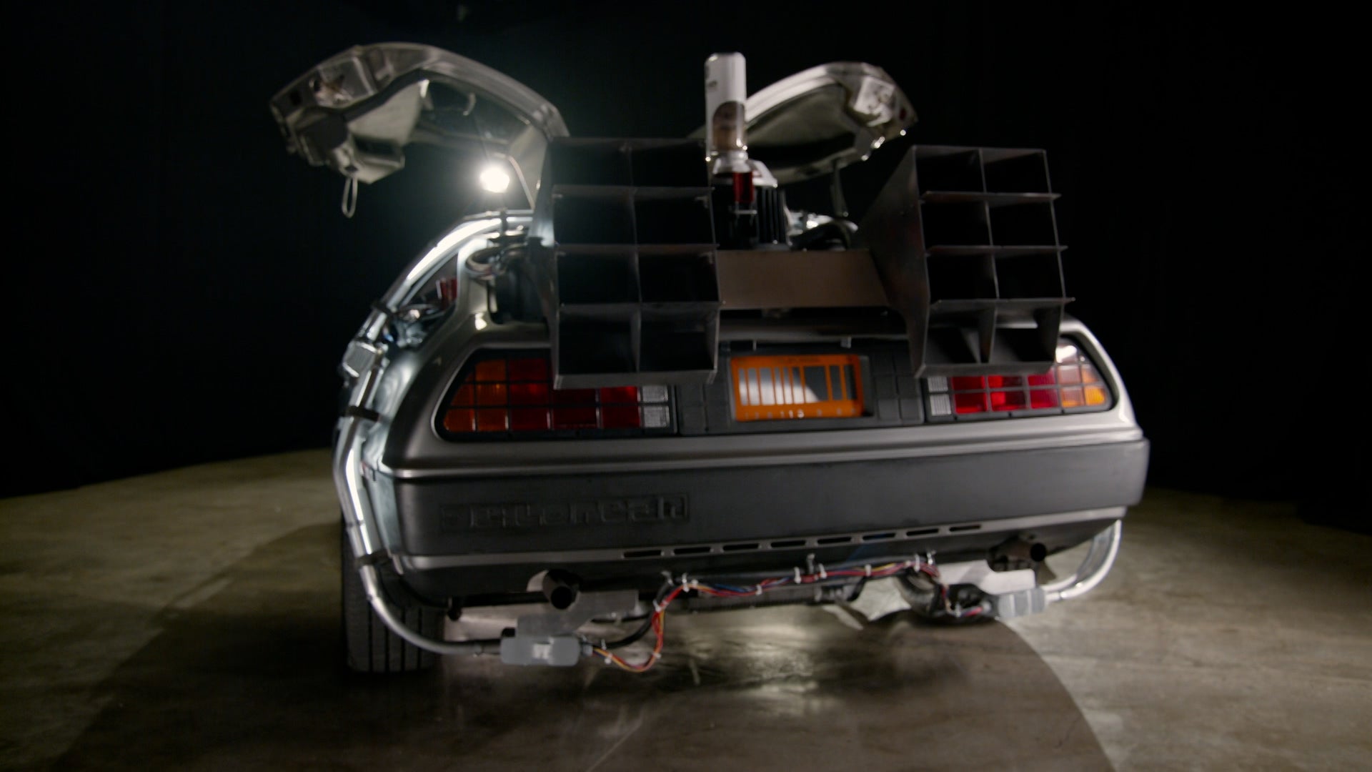 Expedition: Back To The Future Season 1 Episode 2 DeLorean Debacle