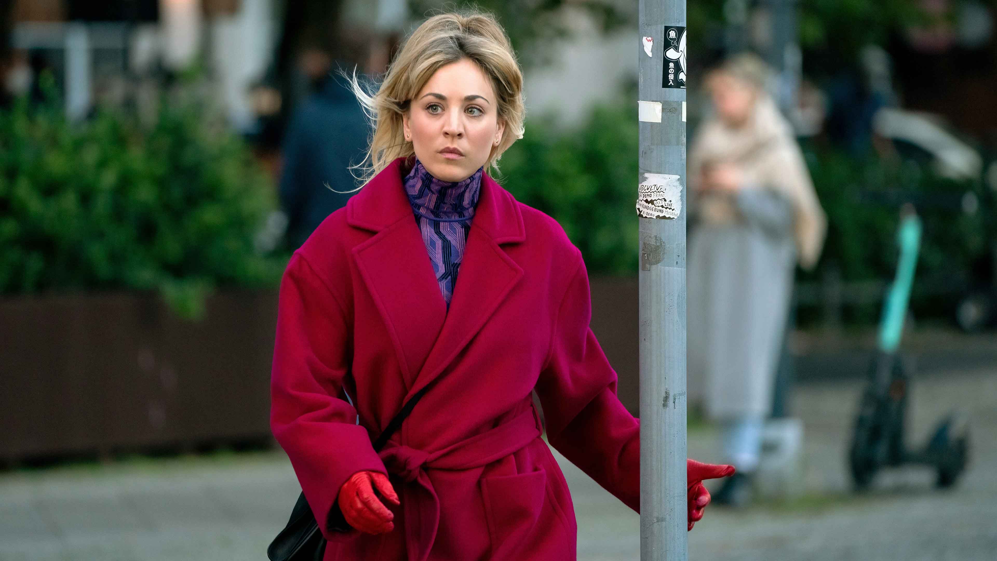 The Flight Attendant Season 2 Episode 1 Seeing Double