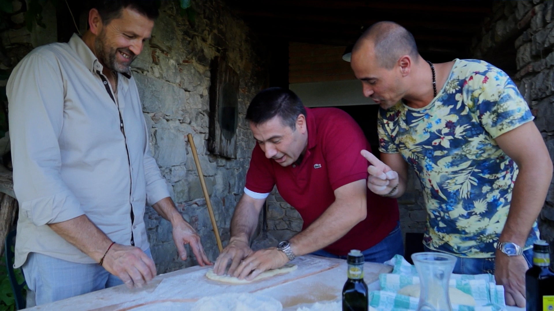 ديفيد روكوز دولشي توسكاني الموسم 1 الحلقة 11 سايمون آند فريندز