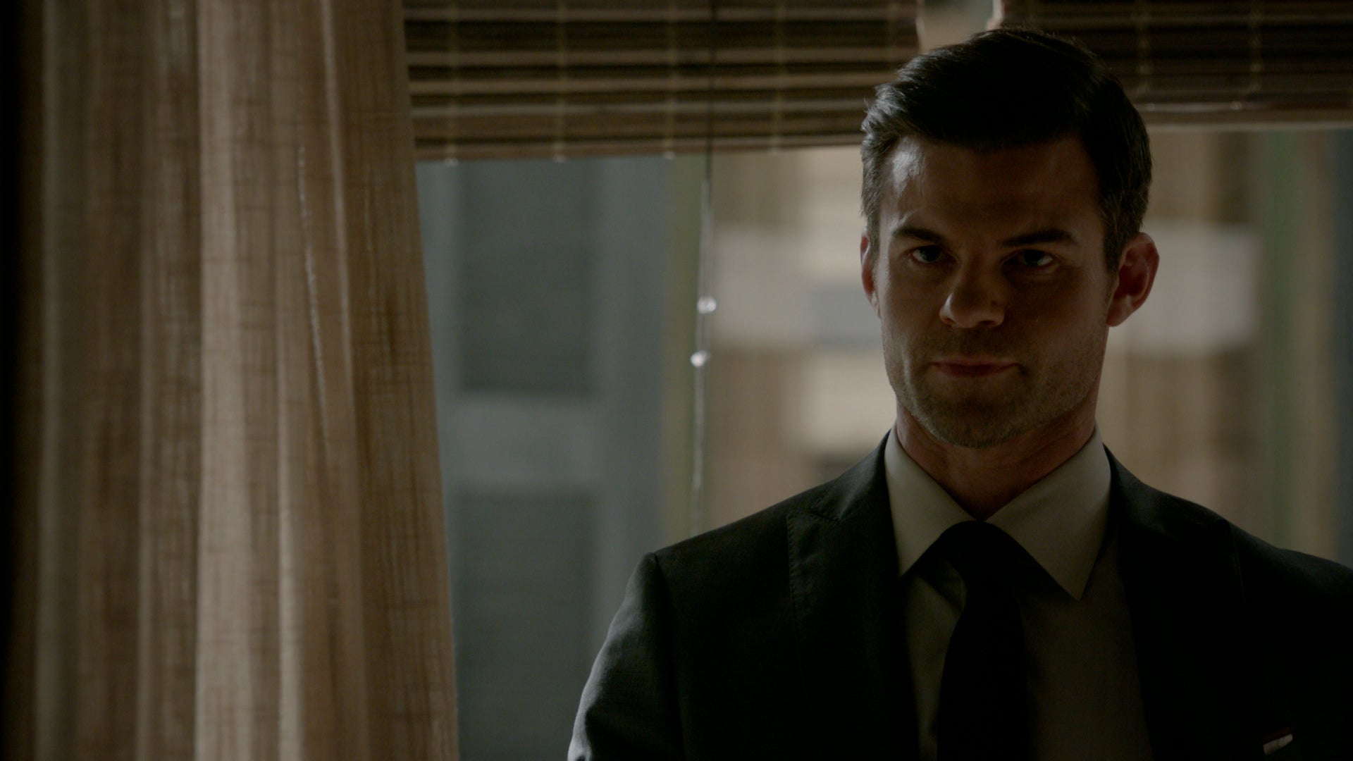 The Originals Season 4 Episode 6 Bag Of Cobras