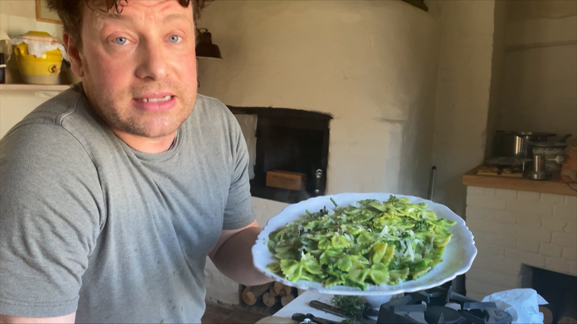 جيمي: كيب كوكينغ أند كاري أون الموسم 1 الحلقة 6 الحلقة 6