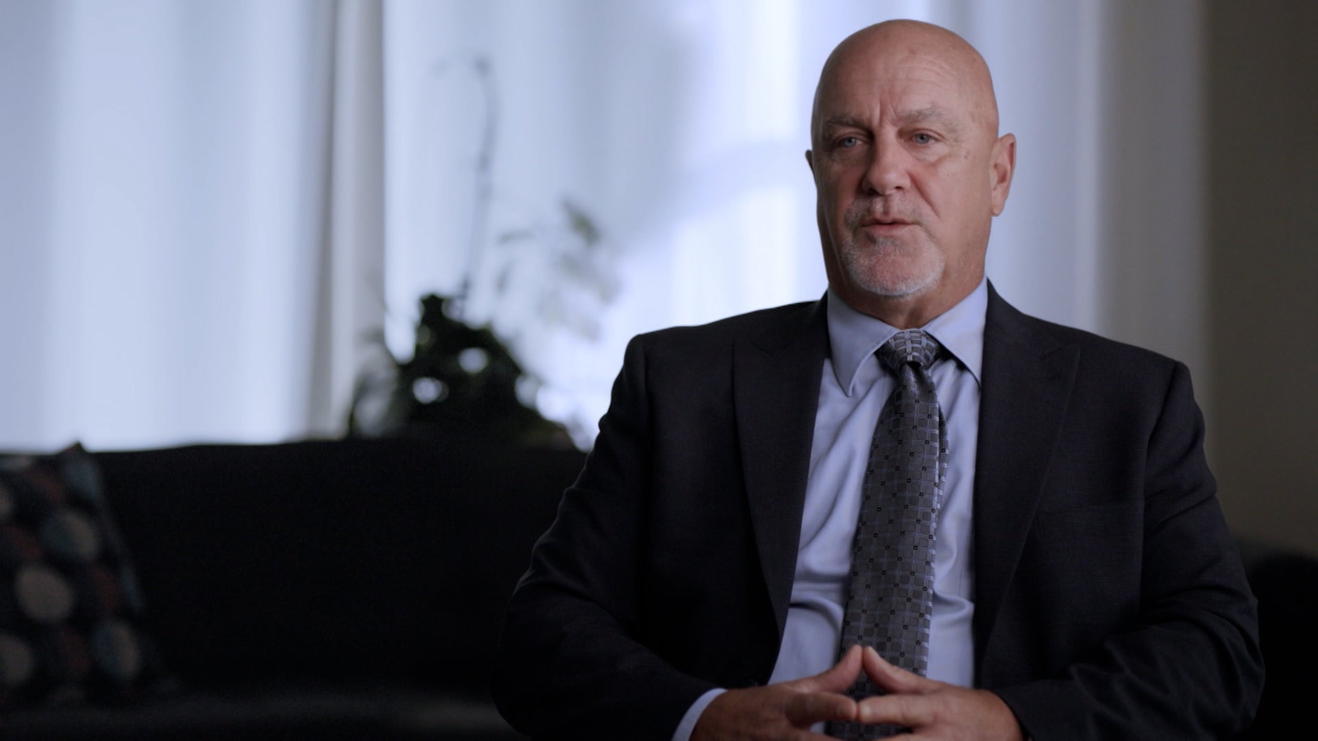 Somebody's Hiding Something Season 3 Episode 9 The Chichoki Case