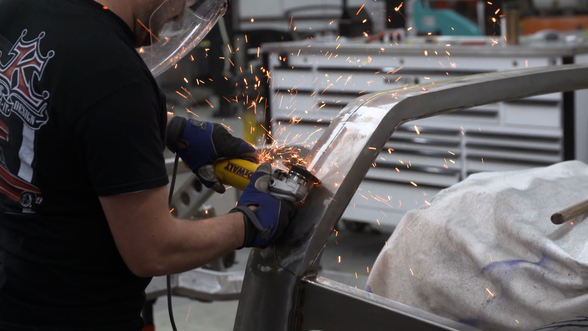 Kindig Customs Season 8 Episode 12 The Pantera of the Future