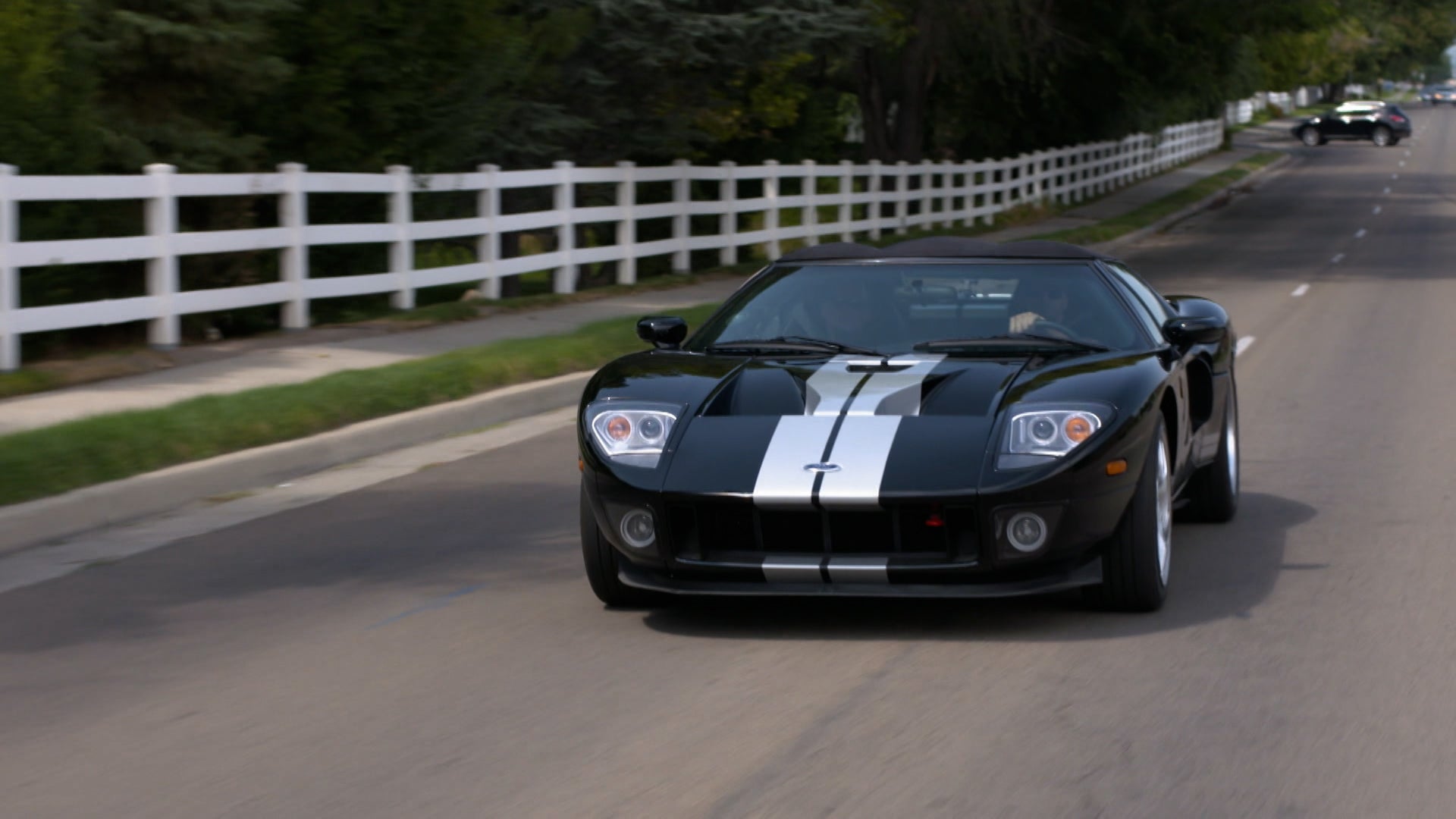 Kindig Customs Season 7 Episode 11 Just a Couple Heres and Theres