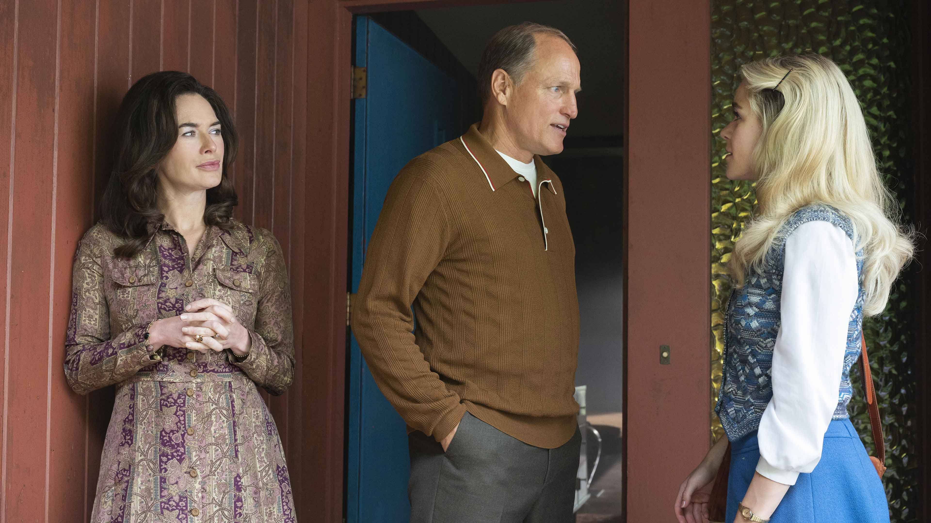 وايت هاوس بلمبرز الموسم 1 الحلقة 3 دونت درينك ذا ويسكي أت ذا ووترغيت