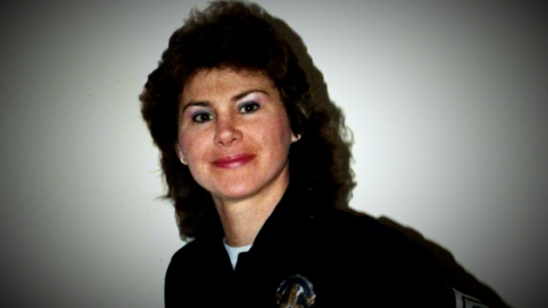 كوبس هو كيل ويذ ويل ميلور الموسم 1 الحلقة 4 ستيفاني لازاروس