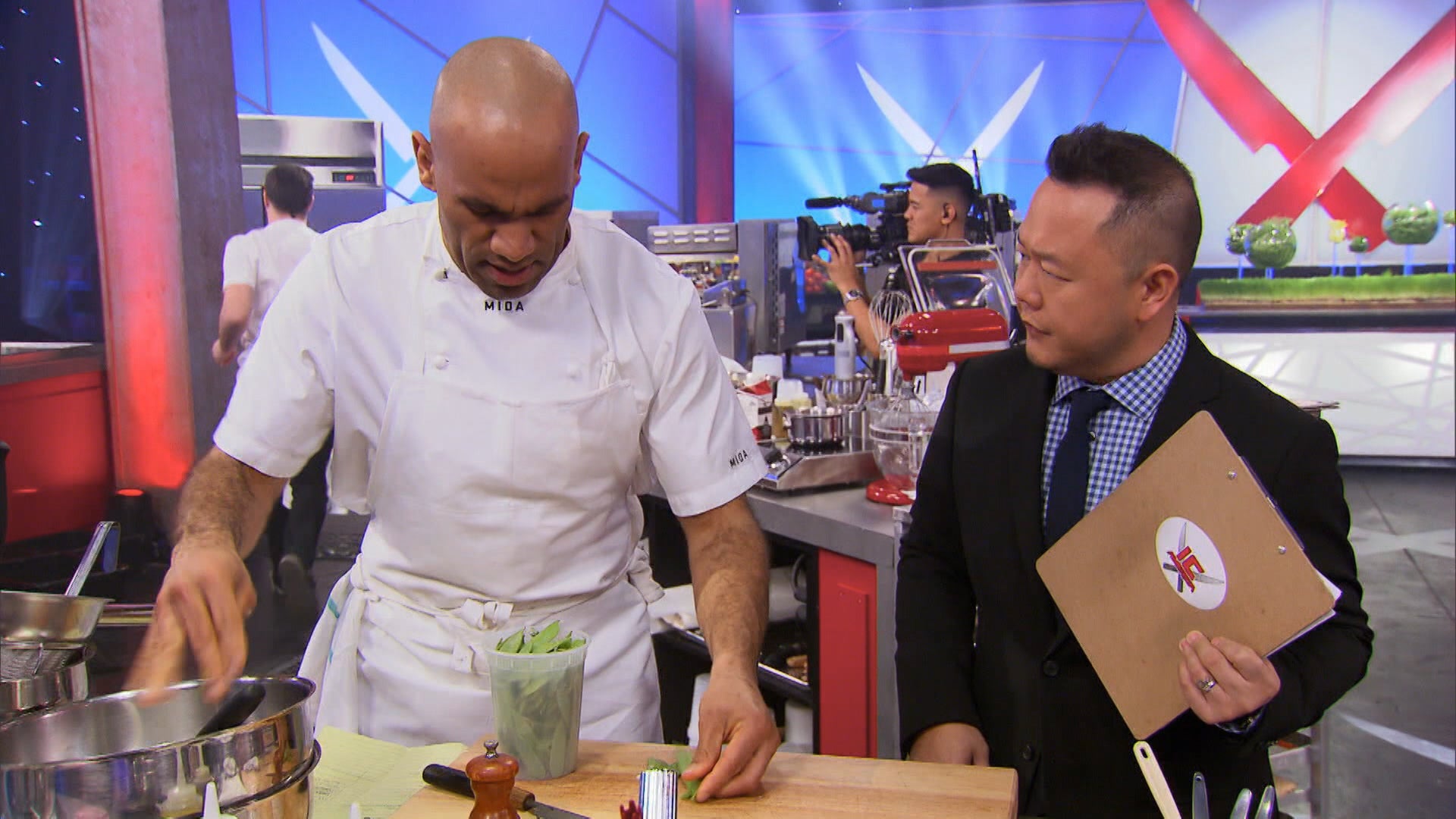 Iron Chef America Season 13 Episode 9 Guarnaschelli vs. Williams