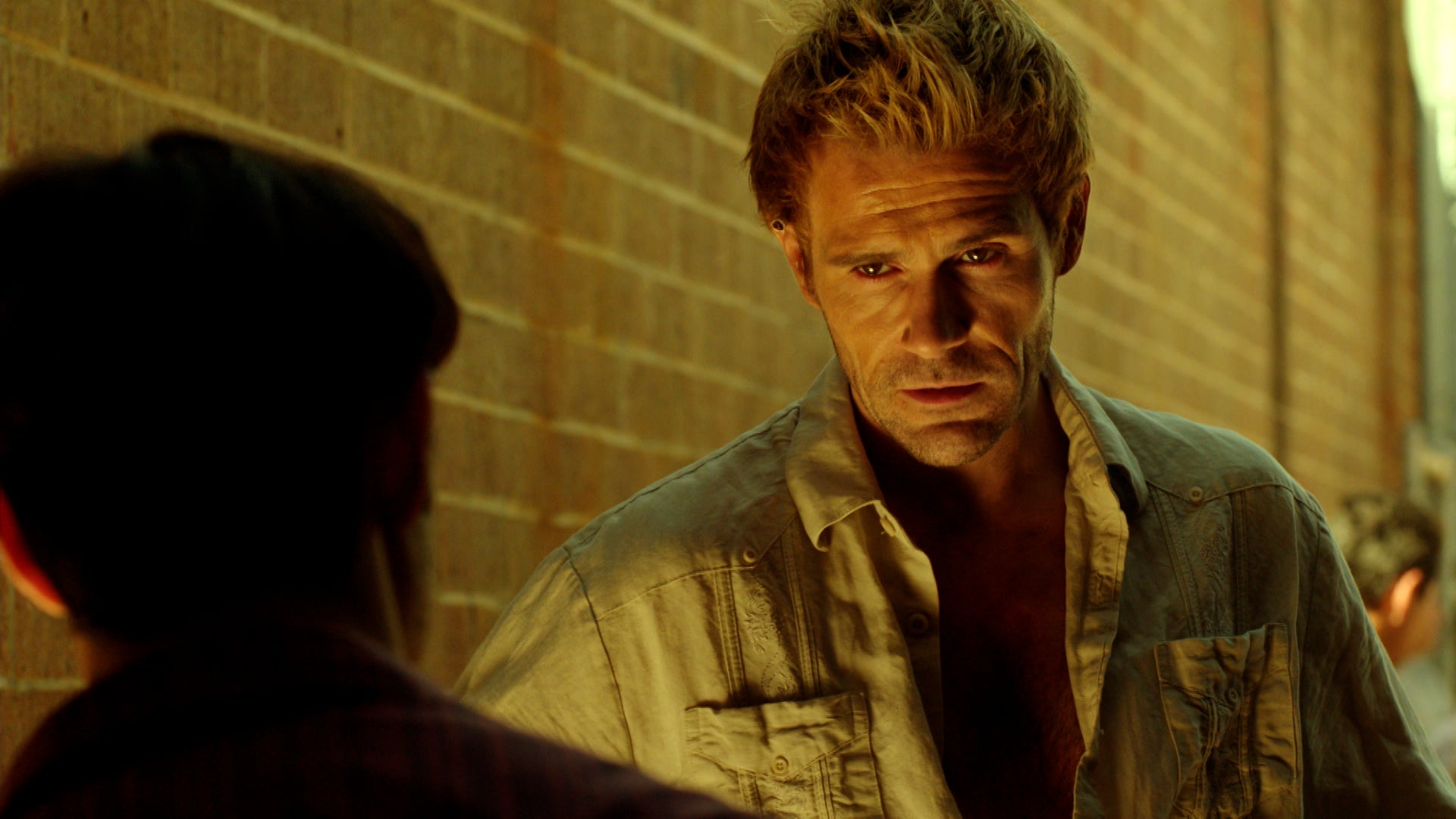 قسطنطين الموسم 1 الحلقة 9 ذا سينت أوف لاست ريزورتس: الجزء 2