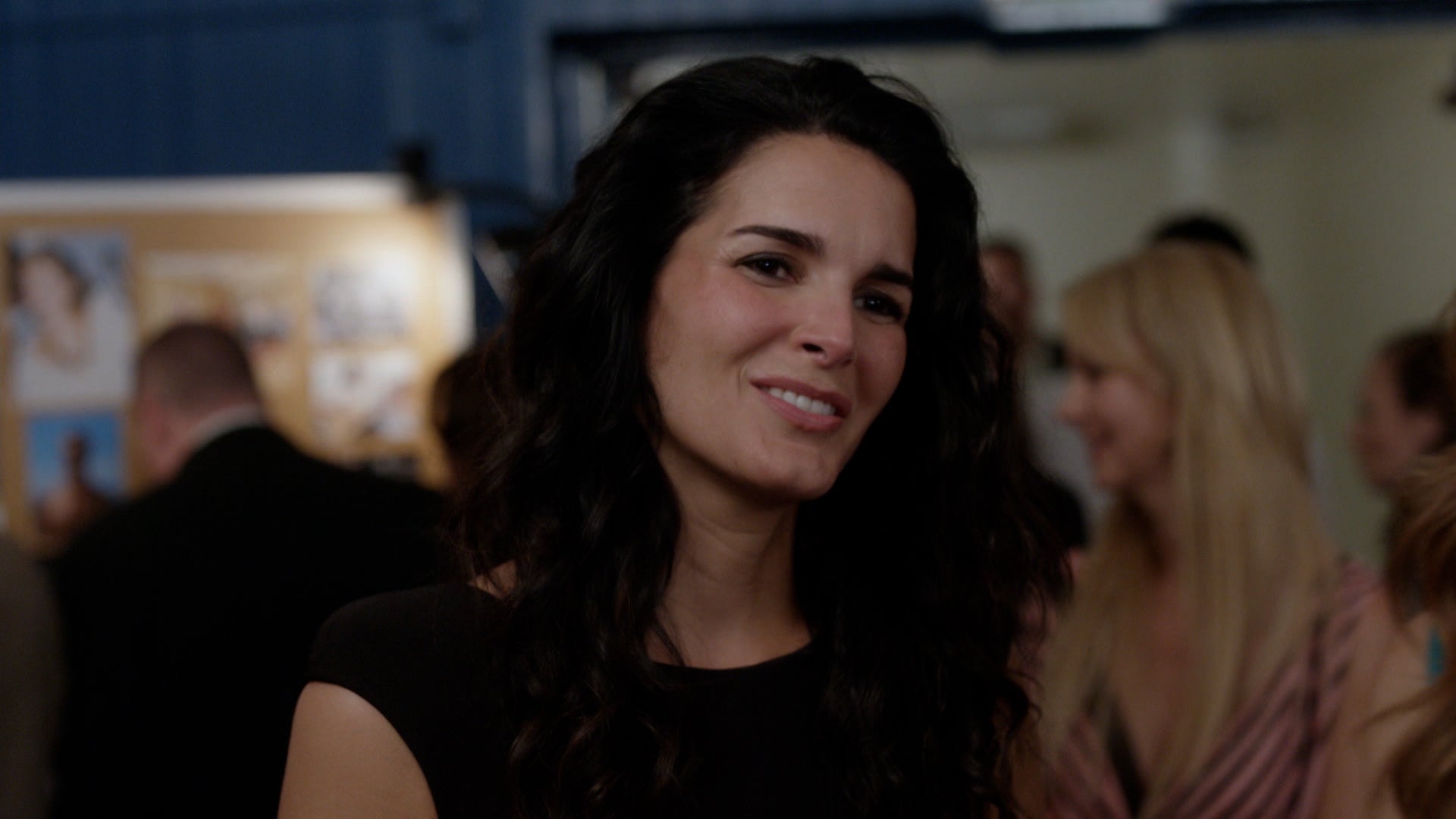 Rizzoli & Isles Season 2 Episode 13 Seventeen Ain't So Sweet