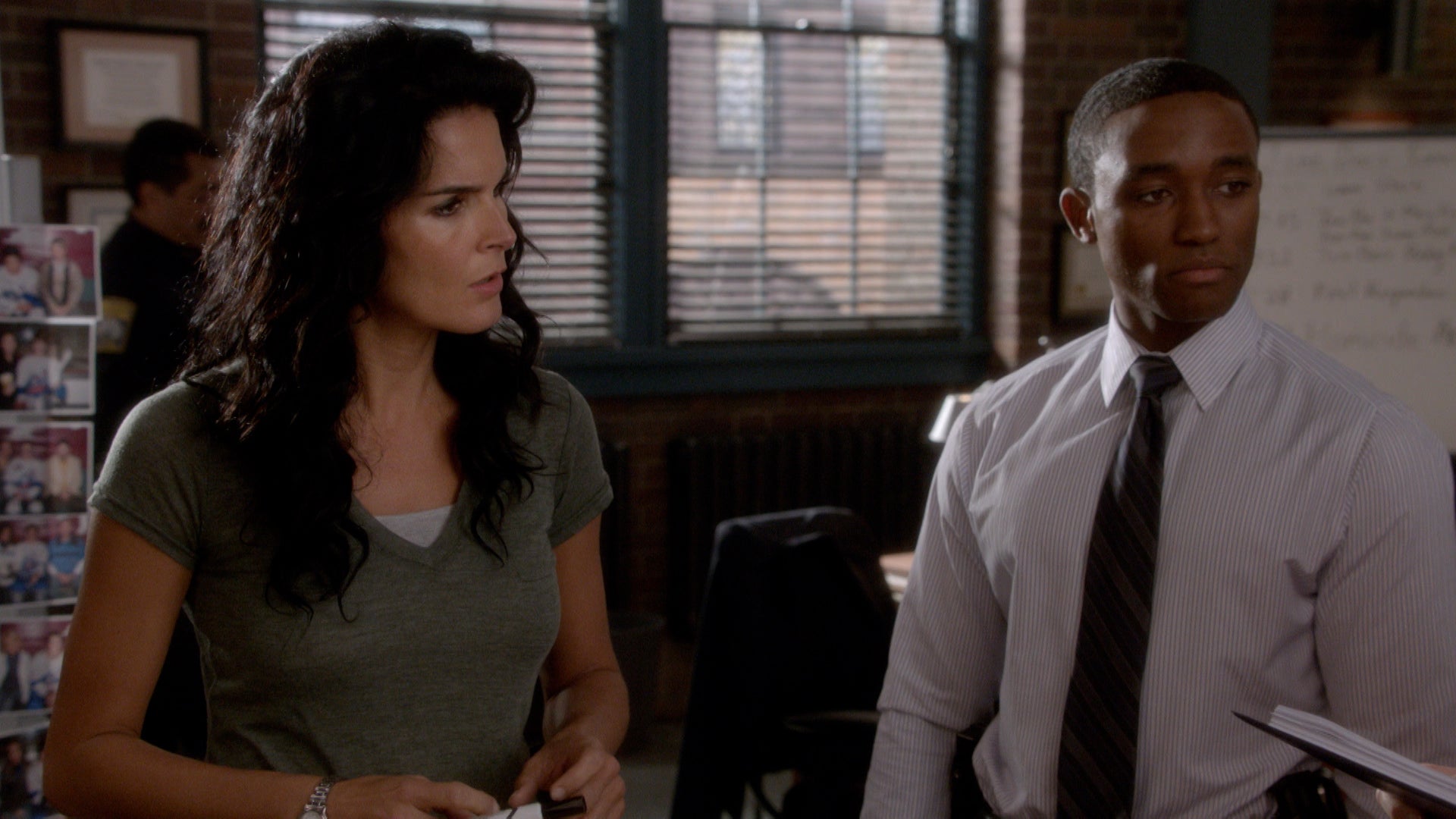 Rizzoli & Isles Season 4 Episode 8 Cold As Ice