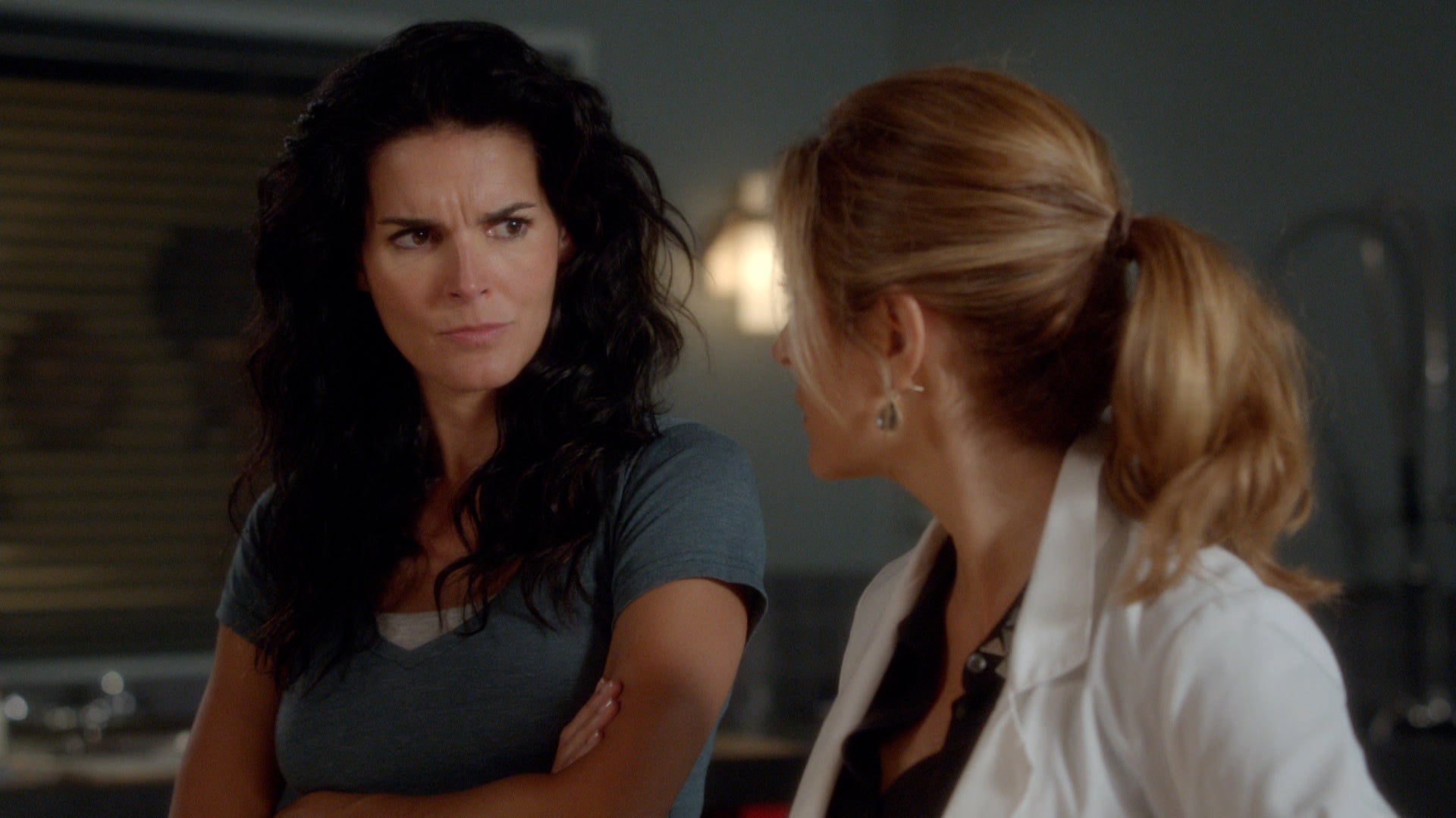 Rizzoli & Isles Season 4 Episode 13 Tears Of A Clown