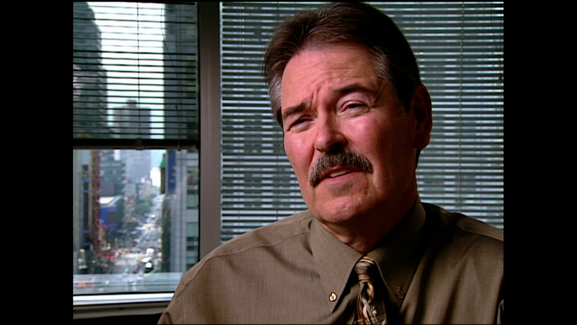 أتوبسي الموسم 1 الحلقة 6 ديد أويكينغ