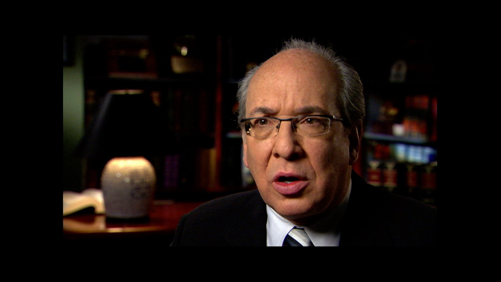 أتوبسي الموسم 1 الحلقة 10 بوستمورتم ويذ دكتور مايكل بادن