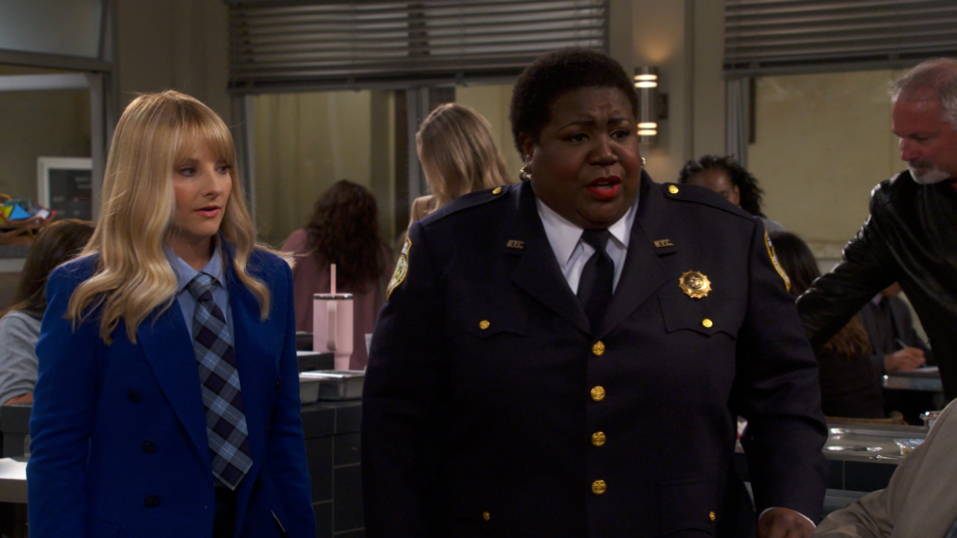 المحكمة الليلية - نايت كورت الموسم 3 الحلقة 9 مغامرات آبي في رعاية الطفل