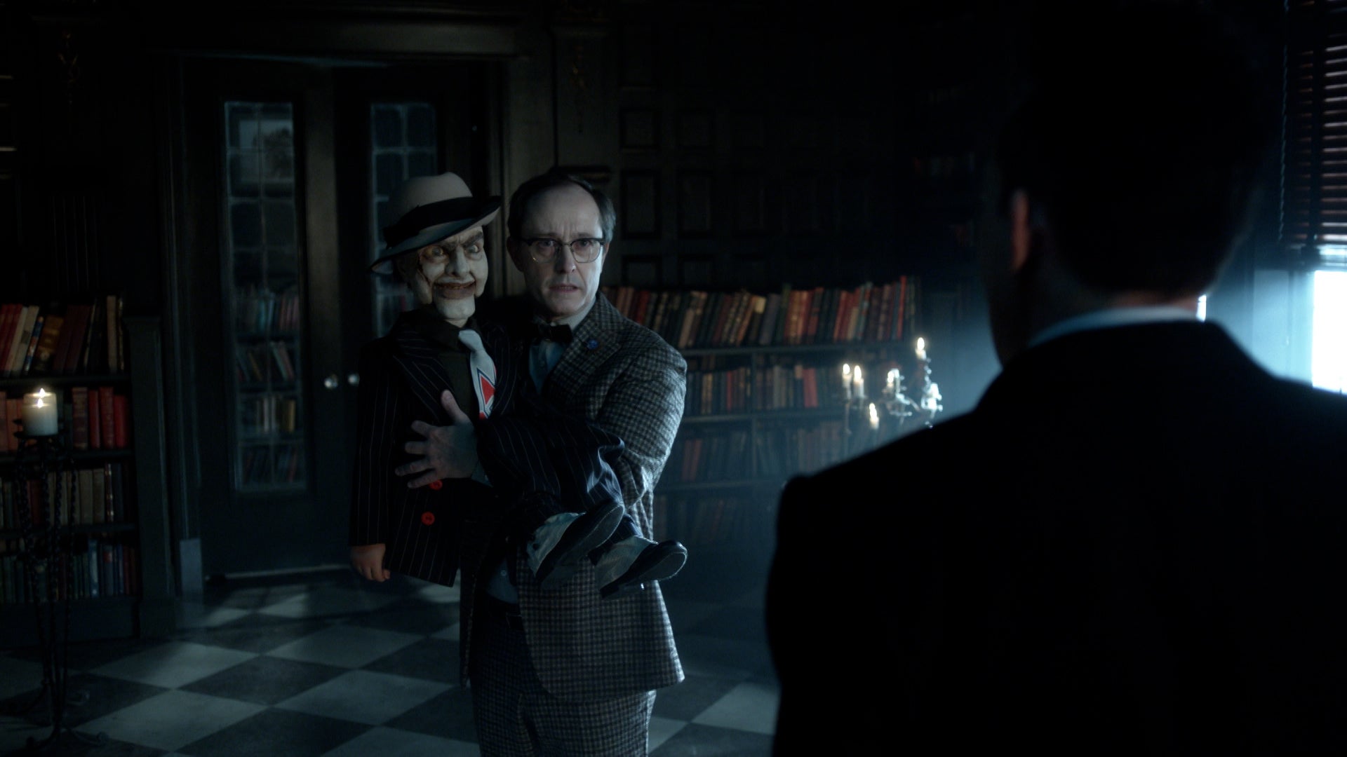 غوثام الموسم 5 الحلقة 8 لايوجد شيئ مثير