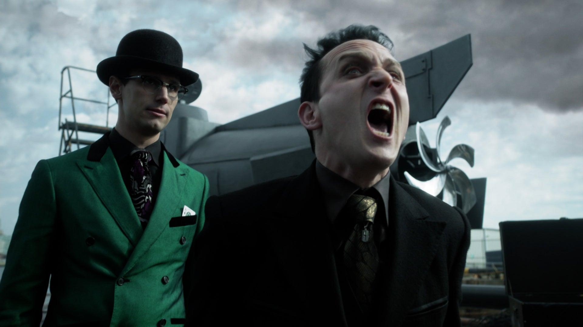 غوثام الموسم 5 الحلقة 10 أنا بين