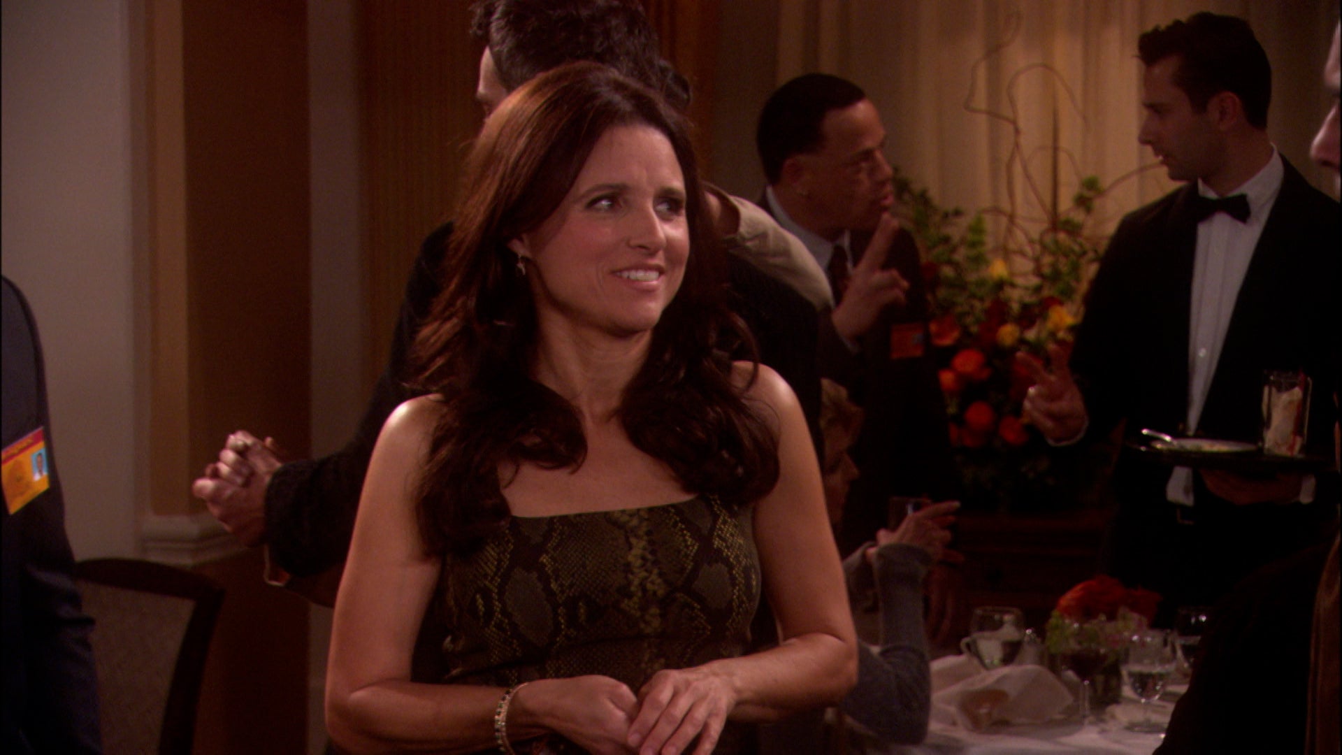 The New Adventures Of Old Christine Season 5 Episode 13 Truth or Dare