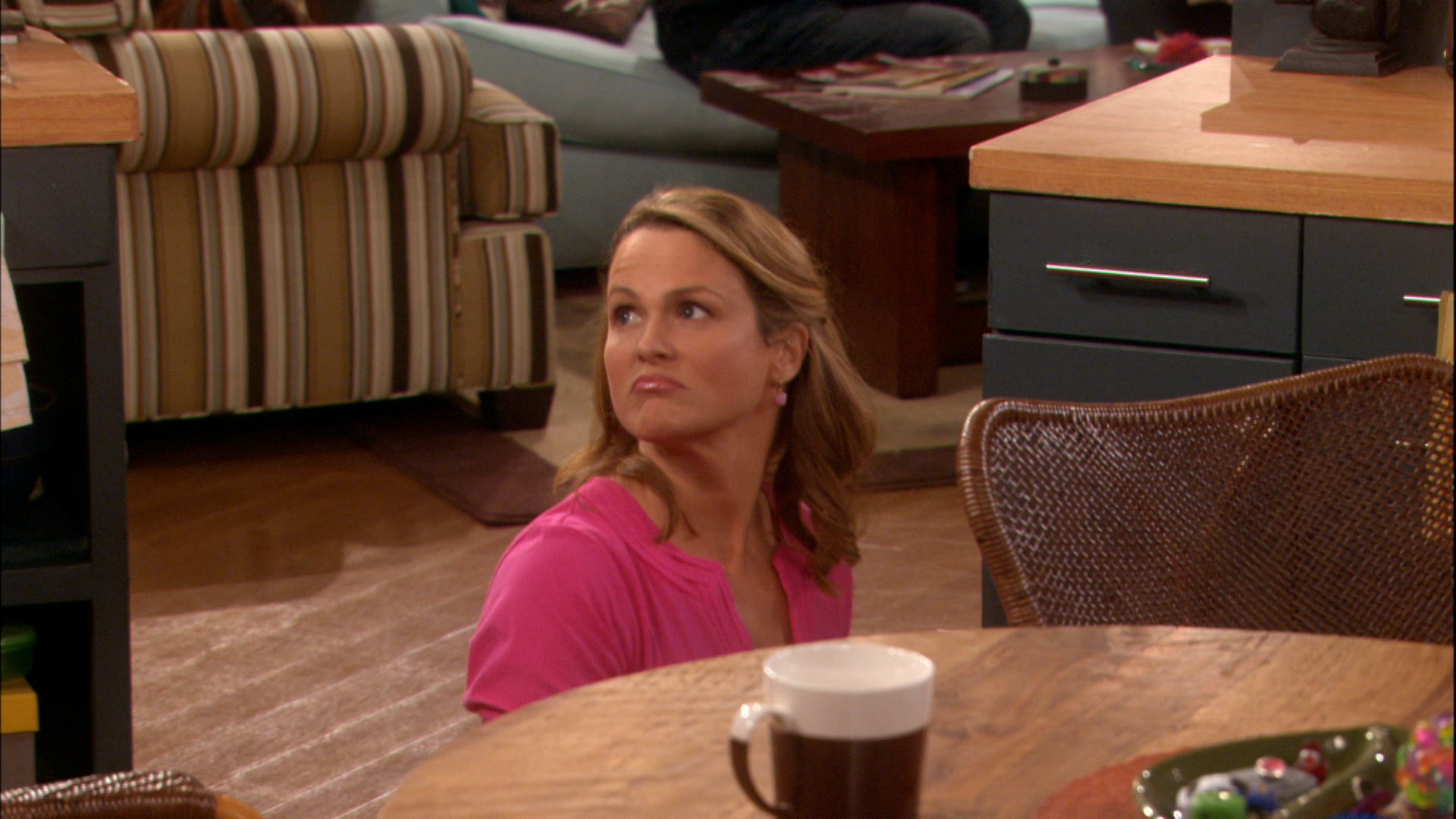 The New Adventures Of Old Christine Season 4 Episode 14 What Happens In Vegas Is Disgusting In Vegas