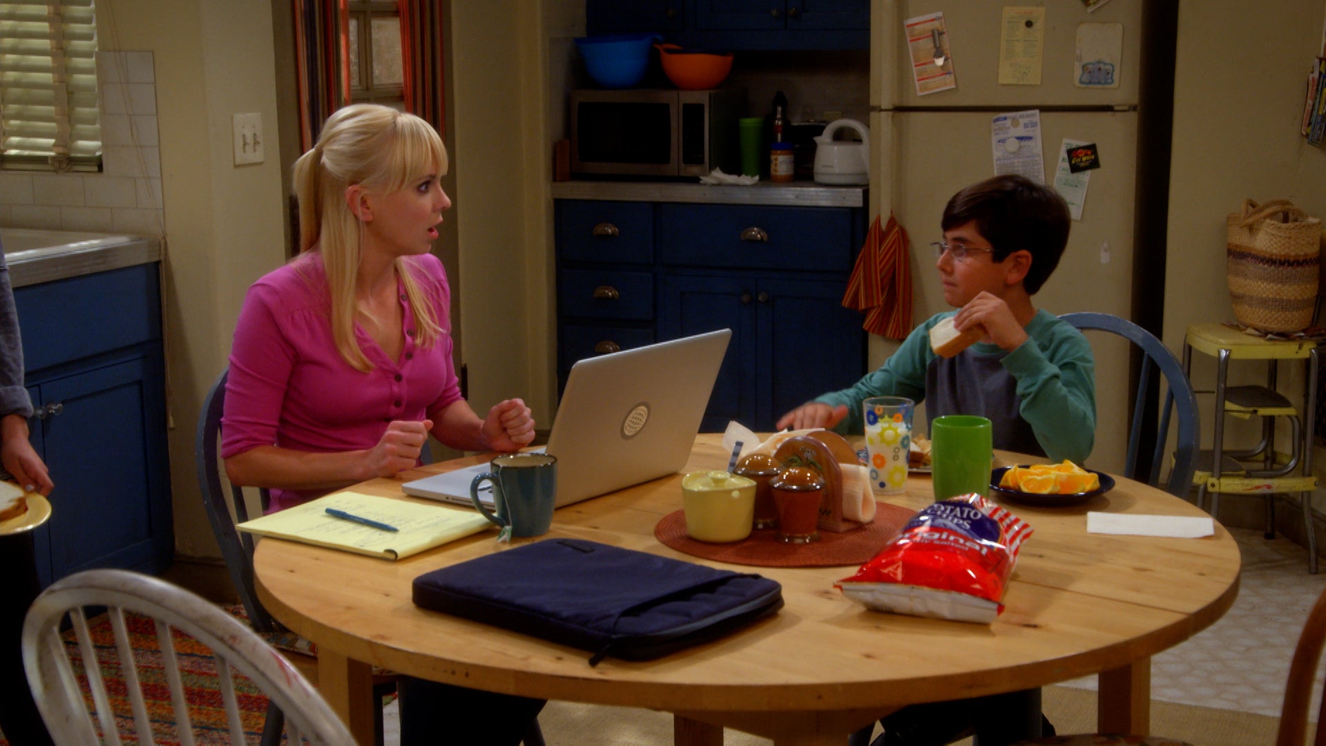 Mom Season 2 Episode 10 Nudes and a Six-Day Cleanse