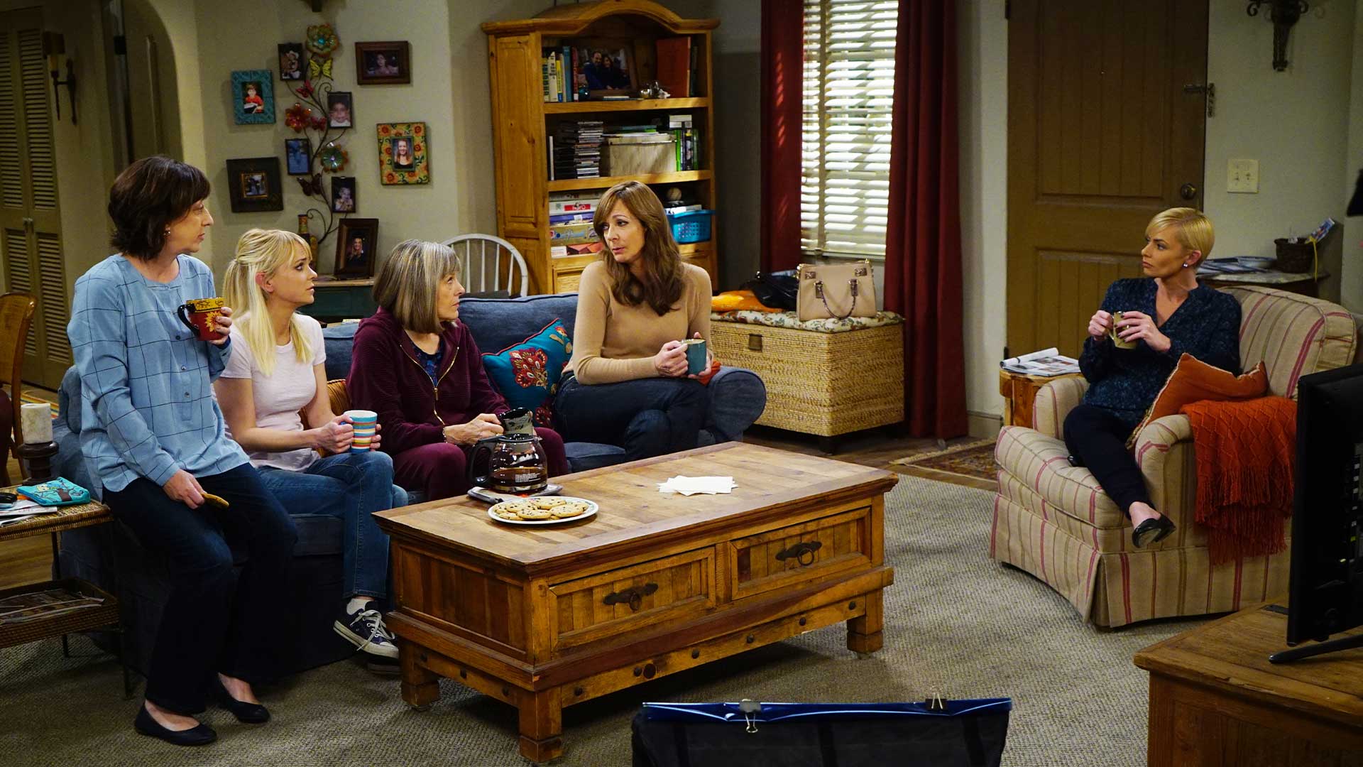 Mom Season 3 Episode 10 Quaaludes and Crackerjack