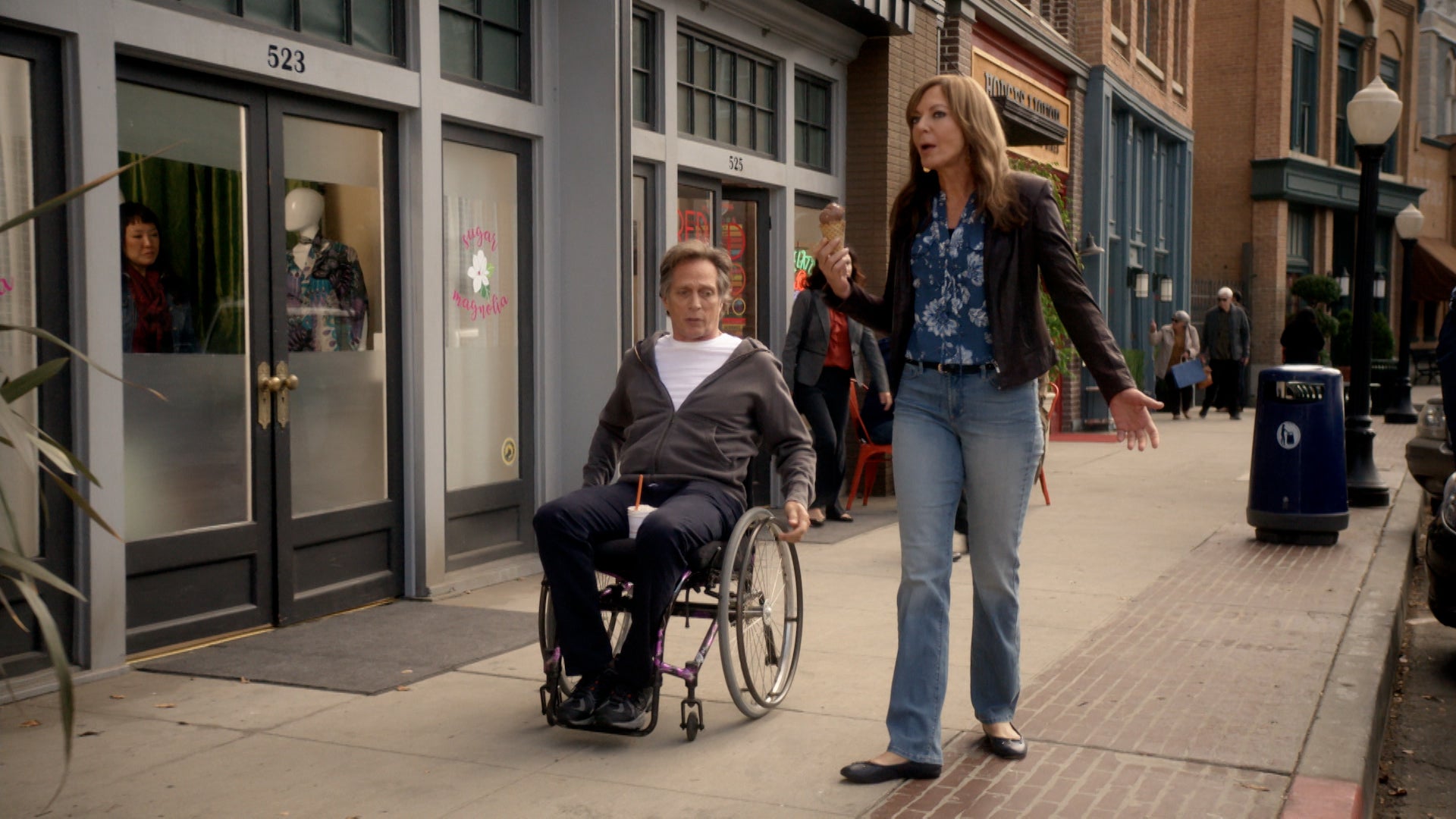 Mom Season 5 Episode 5 Poodle Fuzz and a Twinge of Jealousy