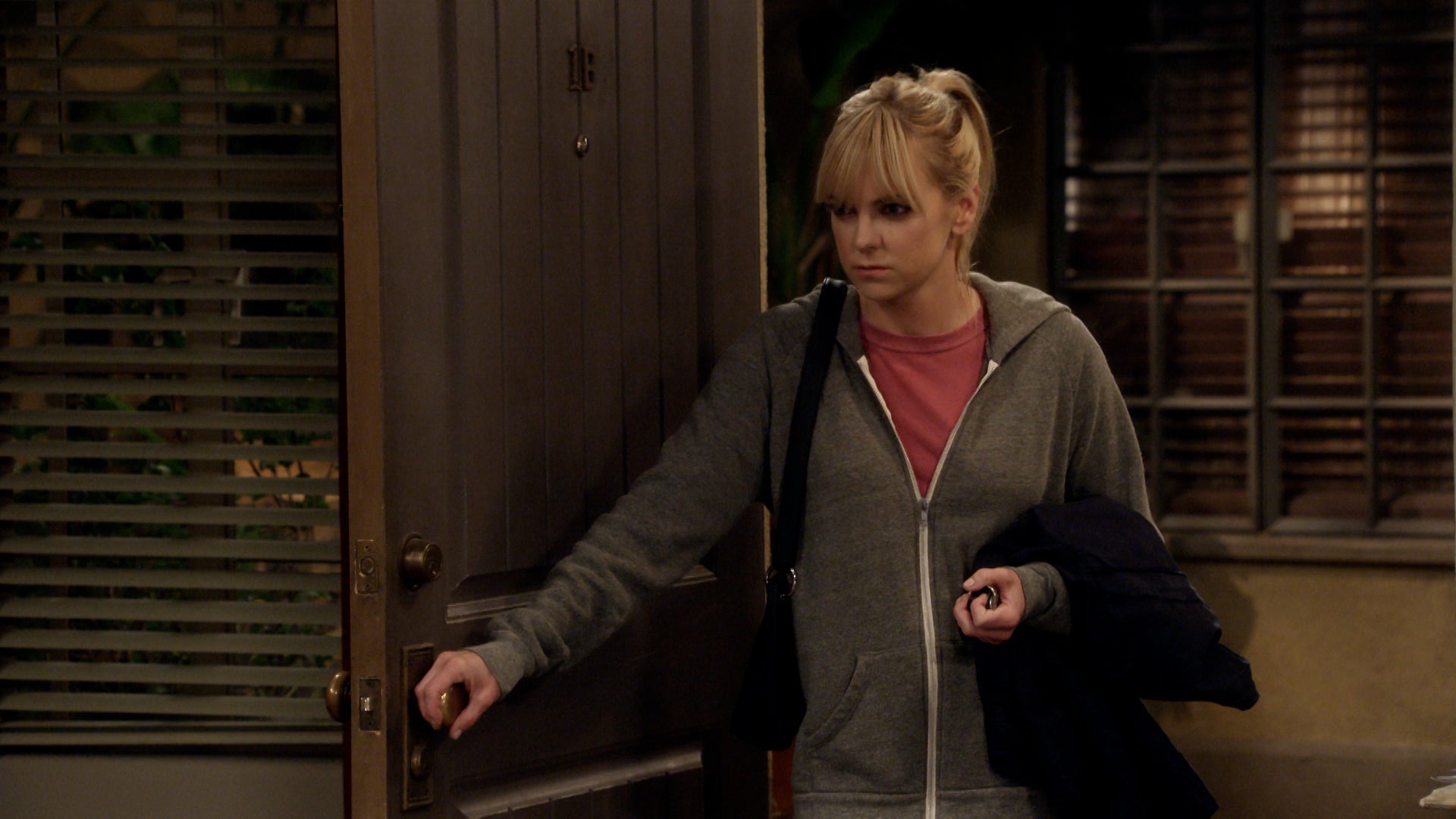 Mom Season 5 Episode 10 A Bear and a Bladder Infection