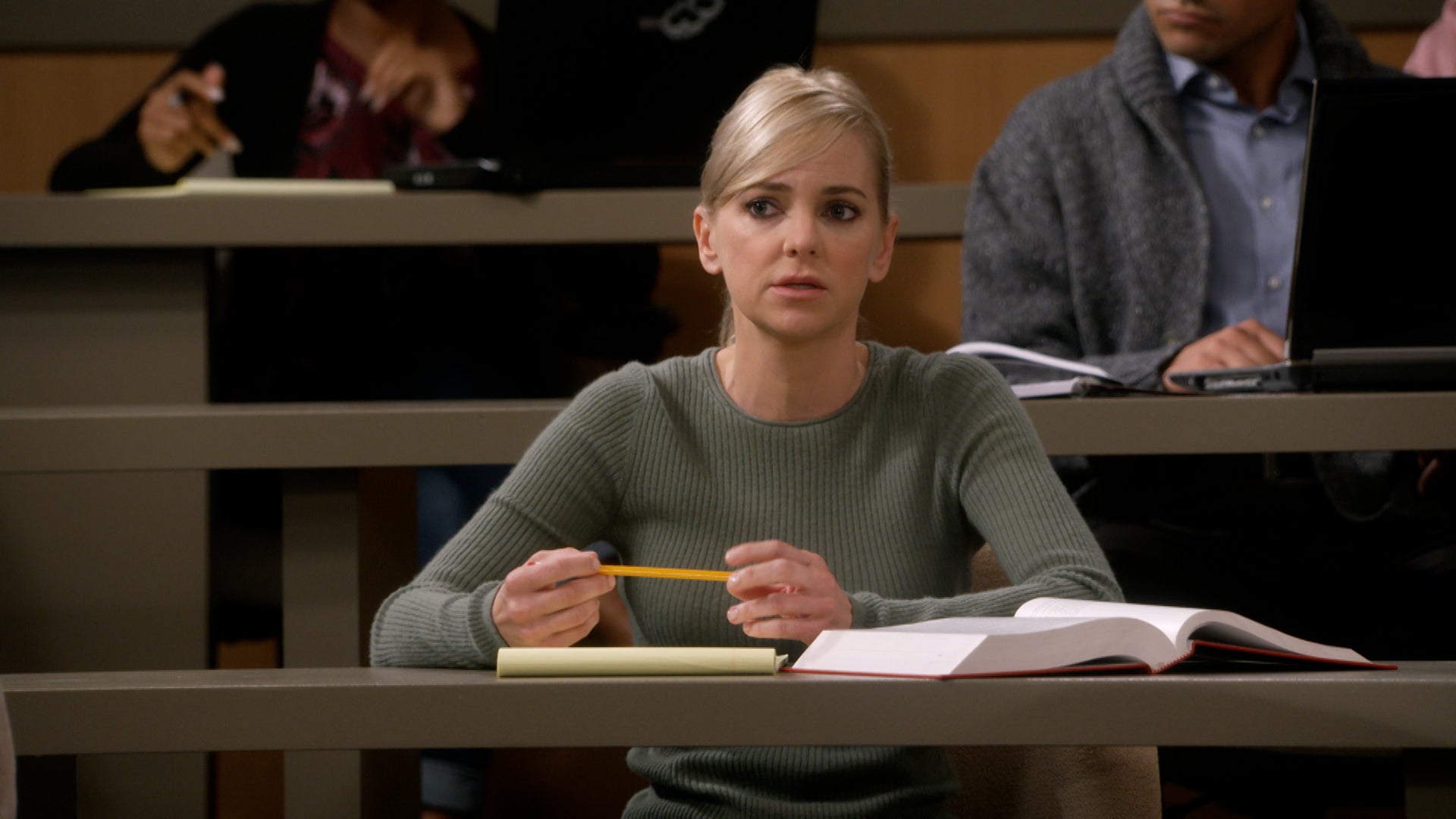 Mom Season 6 Episode 3 Ambulance Chasers and a Babbling Brook