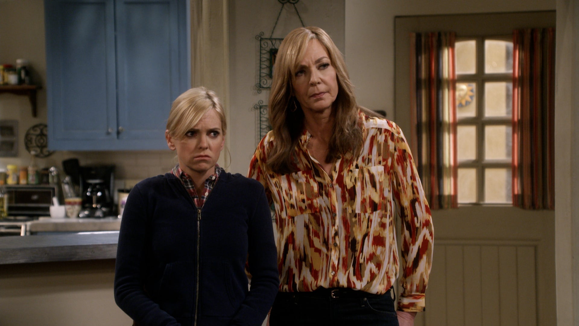 Mom Season 6 Episode 13 Big Floor Pillows and a Ball of Fire