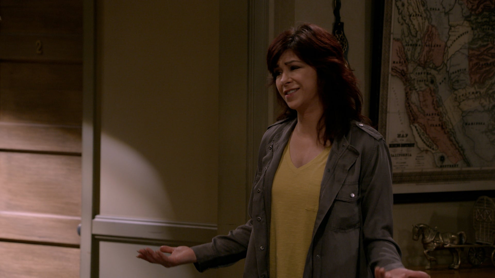 Mom Season 7 Episode 20 Big Sad Eyes and an Antique Hot Dog