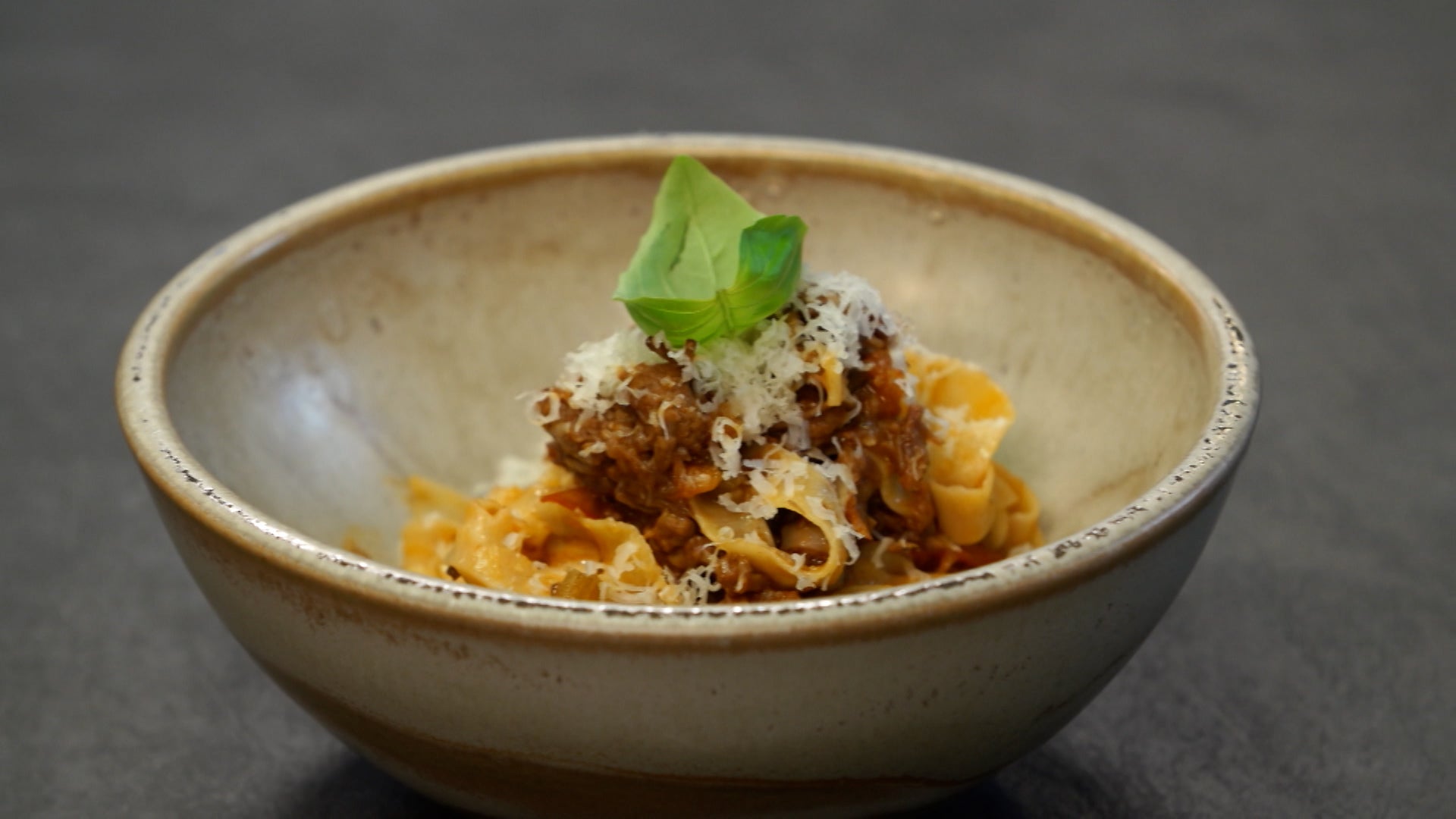 Shu Bihib El Orf Season 1 Episode 6 Episode 6