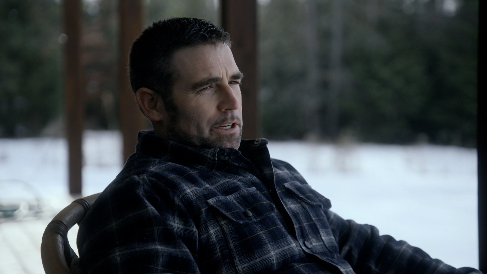 سيكرتس أوف بوليغامي الموسم 1 الحلقة 9 ذا لوست بويز