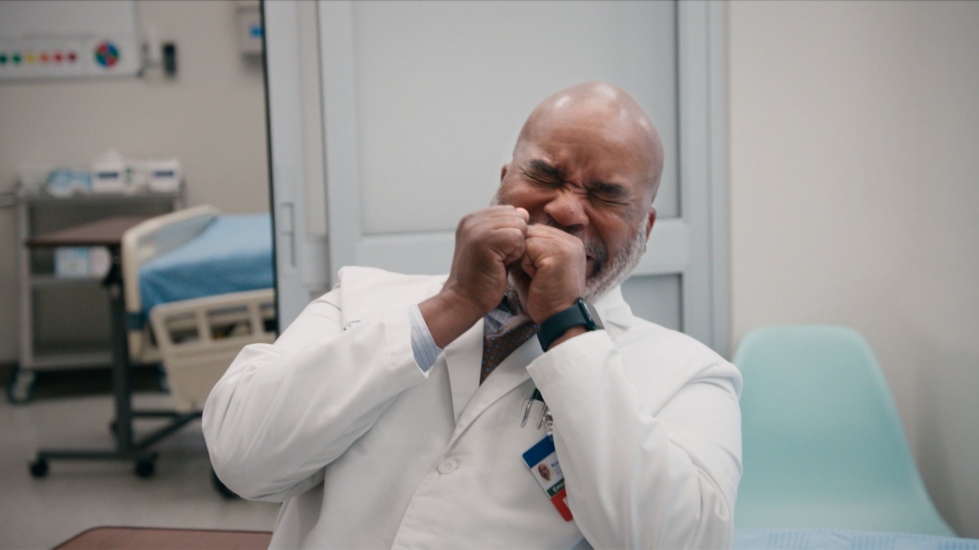 St. Denis Medical Season 2 Episode 3 Get Me In The Pod, Brother