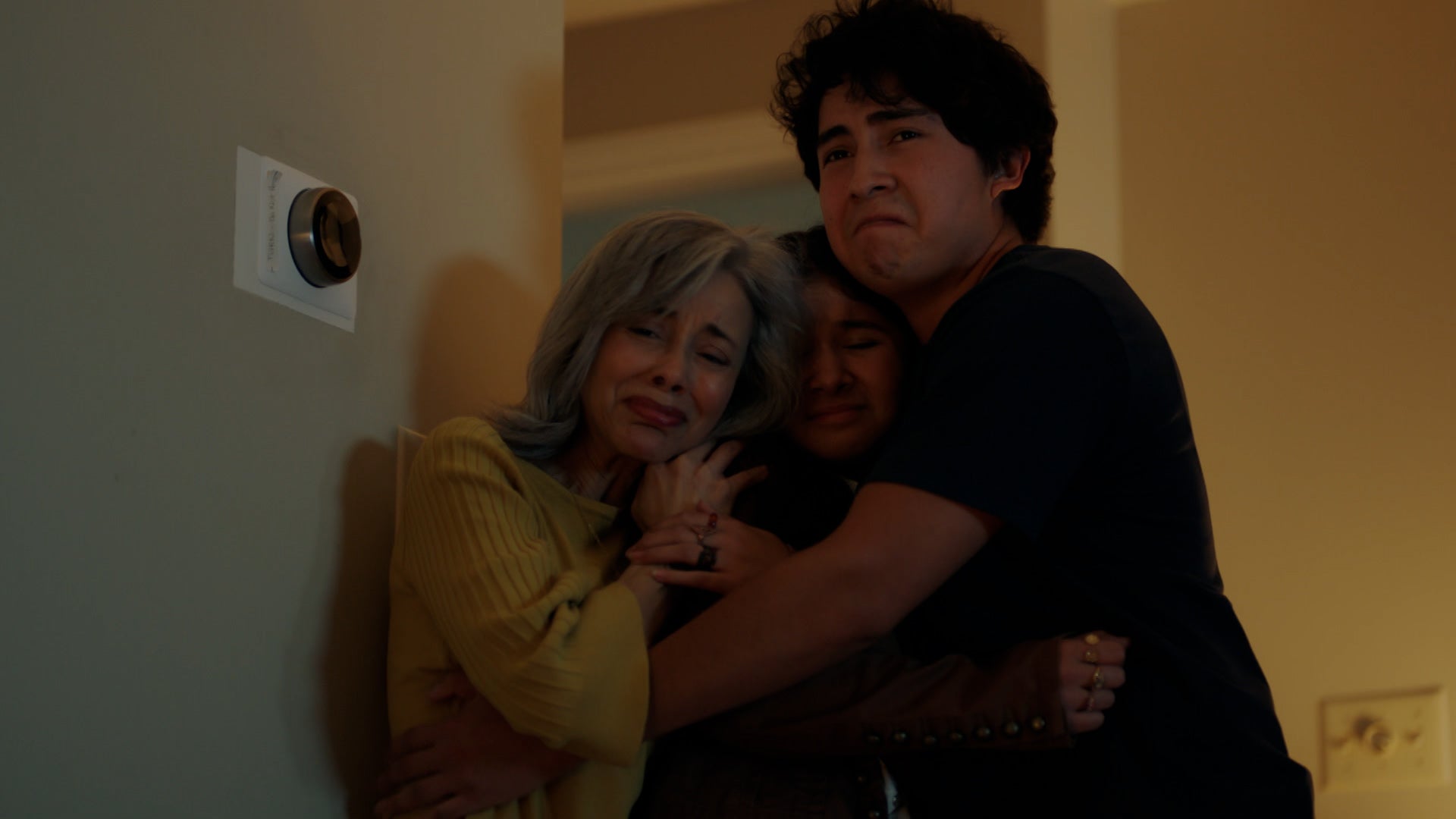 إلي روث برزينتس: ذا ليجون أوف إكسورزيست الموسم 1 الحلقة 6 ديمونيك بروفوكايشن