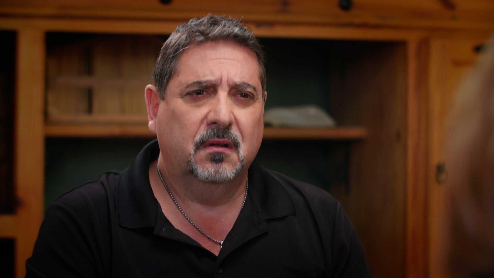 ذا ديد فايلز الموسم 15 الحلقة 10 ظلال الموت