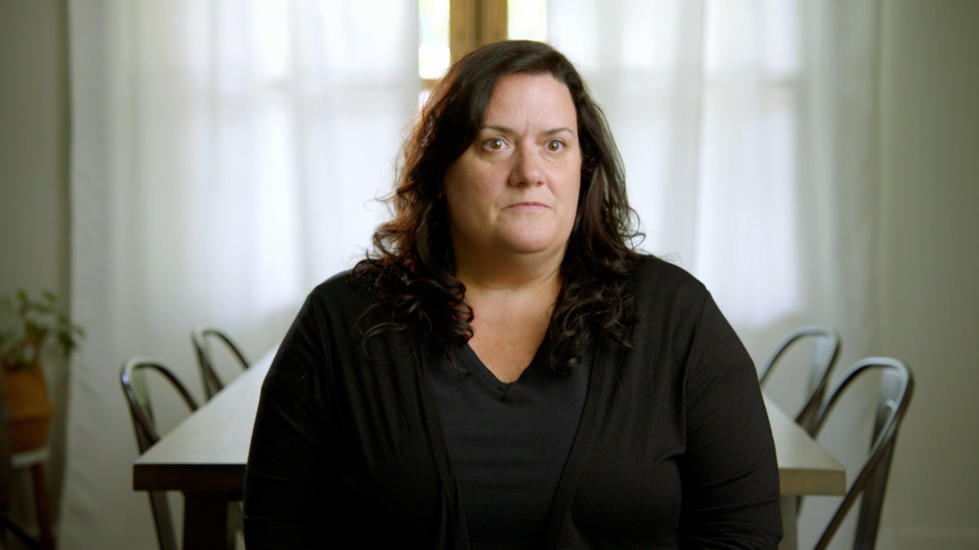 ذا كيريوس كيس أوف ناتاليا غريس الموسم 1 الحلقة 3 الجار المرعب