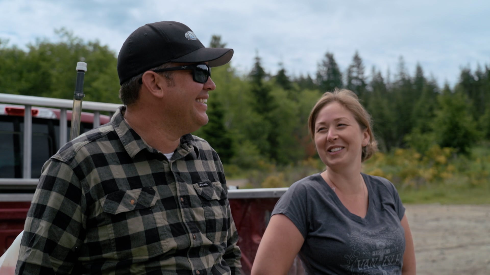 ذا لاست وودزمين الموسم 1 الحلقة 8 المال أم الرماد؟