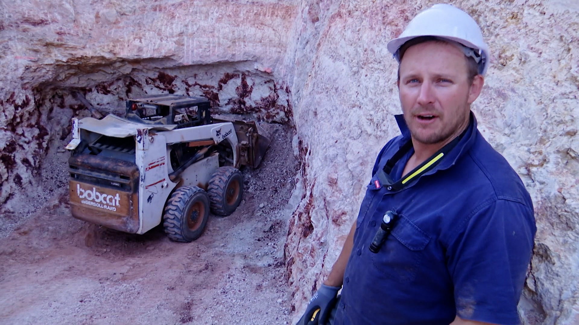 Outback Opal Hunters Season 7 Episode 17 School of Hard Rocks